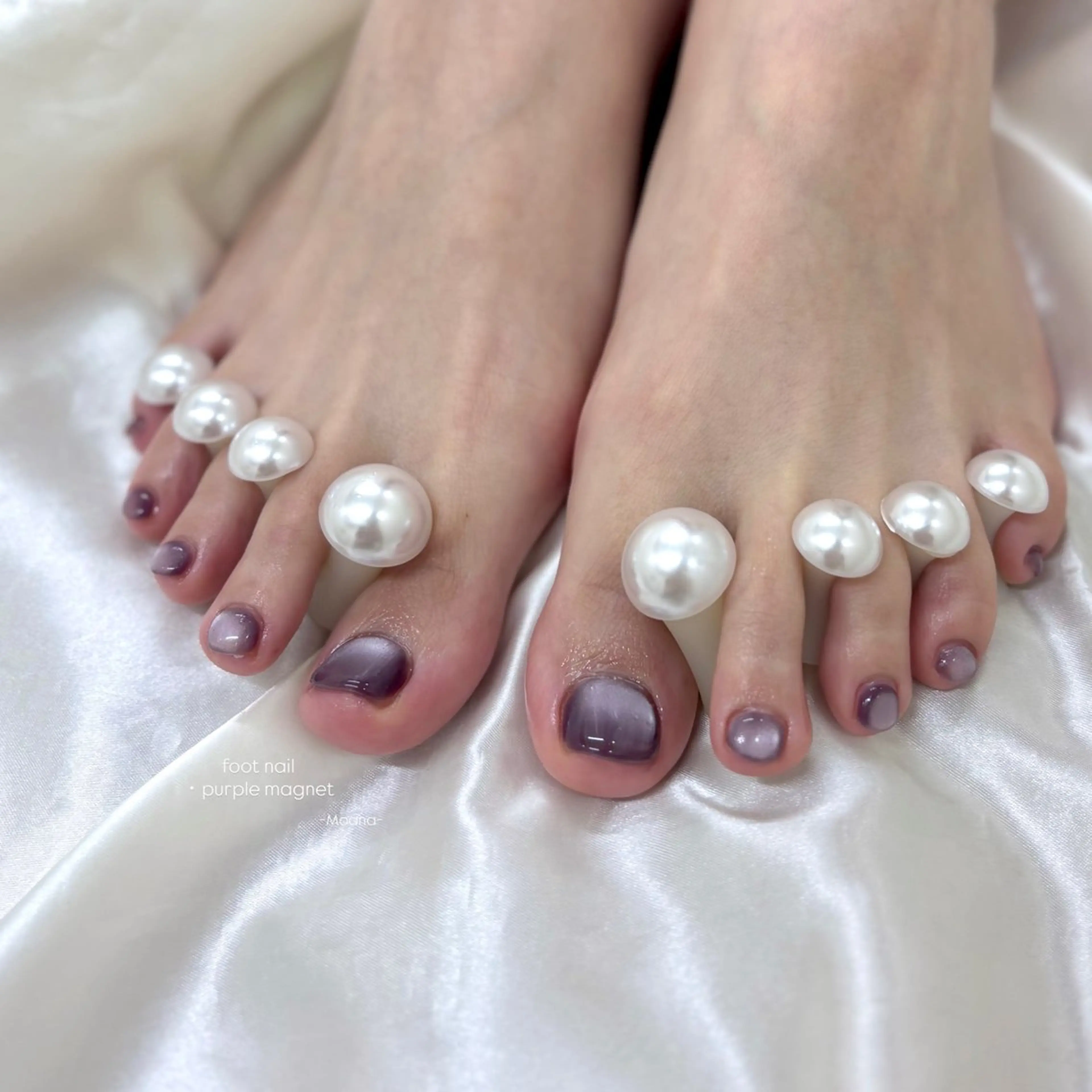 ネイル フットネイル マグネットネイル パープル 夏ネイル Moana nail Hiyoriのネイルデザイン