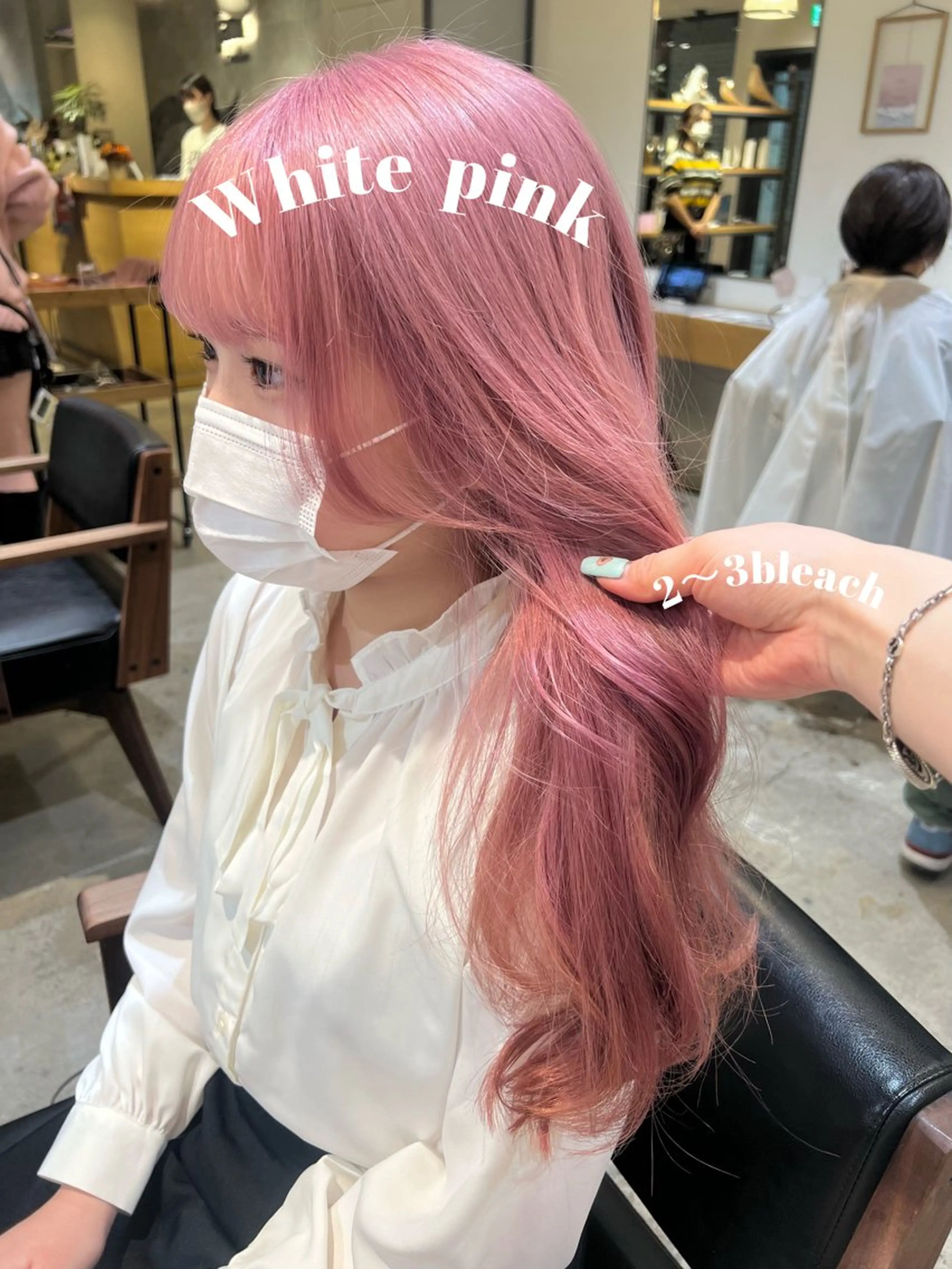 セミロング カラー ブリーチ ケアブリーチ ピンクカラー ホワイトピンク Kana 🍋 ハイトーン【高円寺】のヘアスタイル