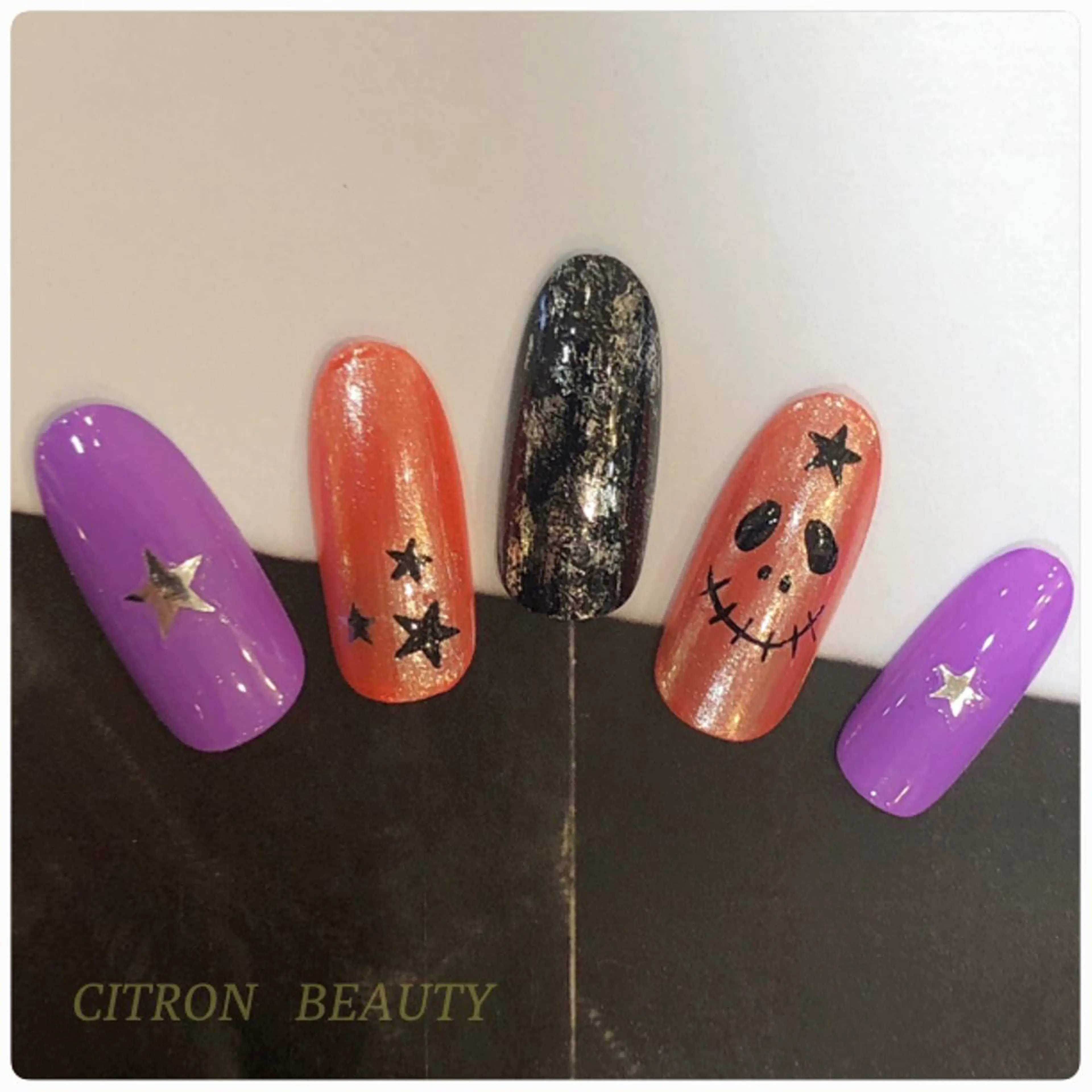 ネイル ハロウィン ネイルチップ CITRON NAIL💅練習生のネイルデザイン