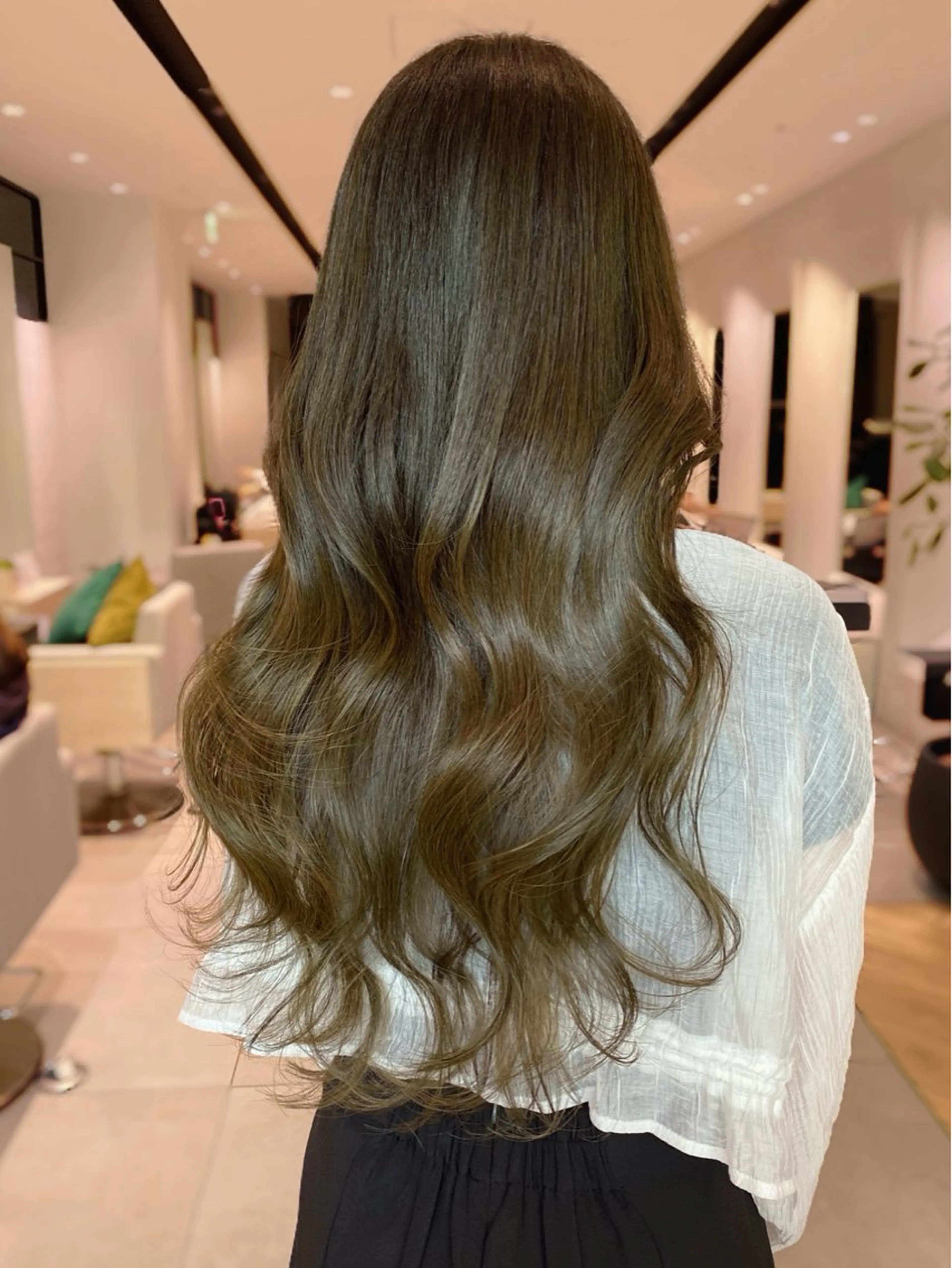 ロング カラー ブリーチ ブリーチなしカラー オリーブカラー 銀座/韓国レイヤー/ 艶カラー🍓原田侑依のヘアスタイル