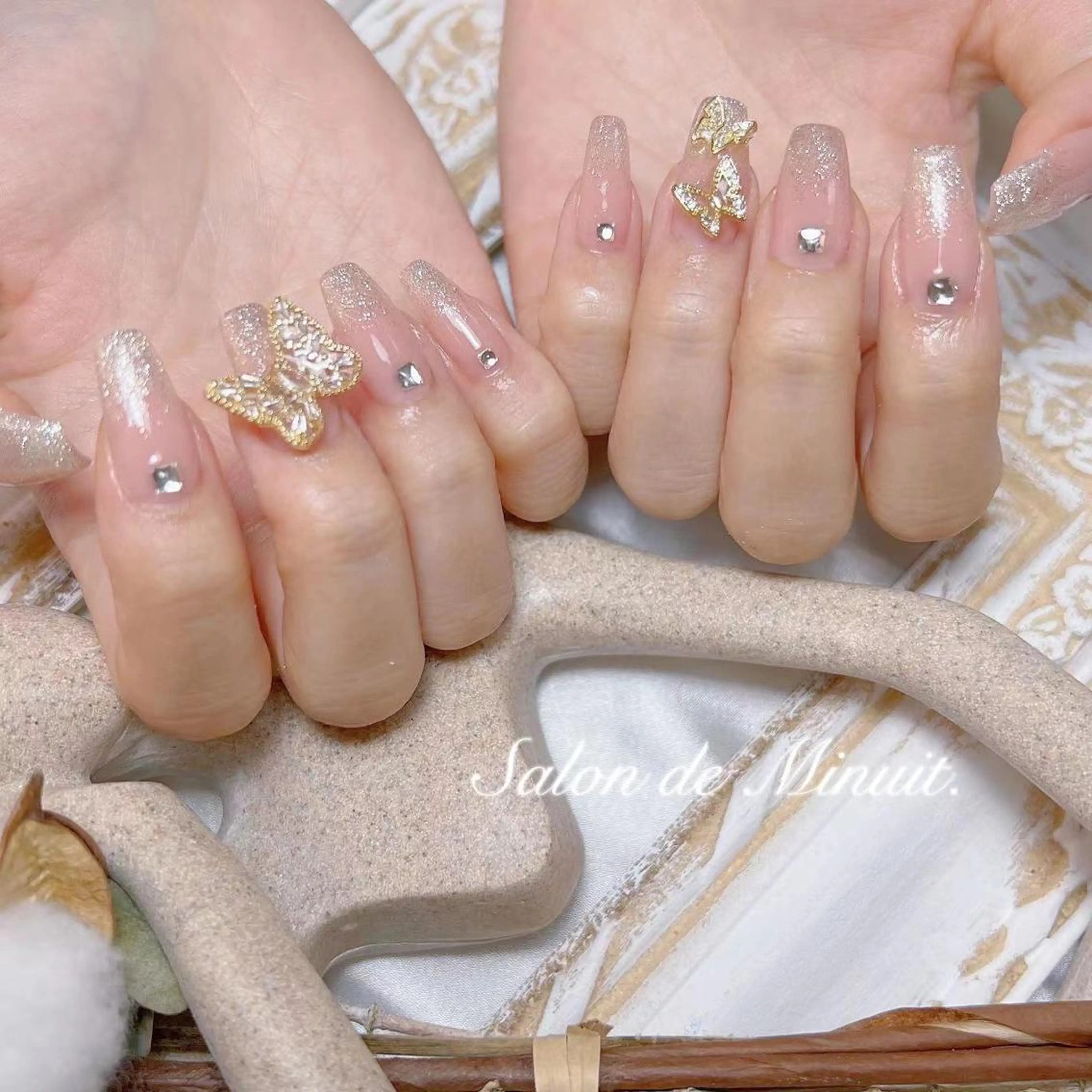 ネイル オーロラネイル フットネイル フレンチネイル ジェルネイル 韓国ネイル TinaNail 池袋店のネイルデザイン