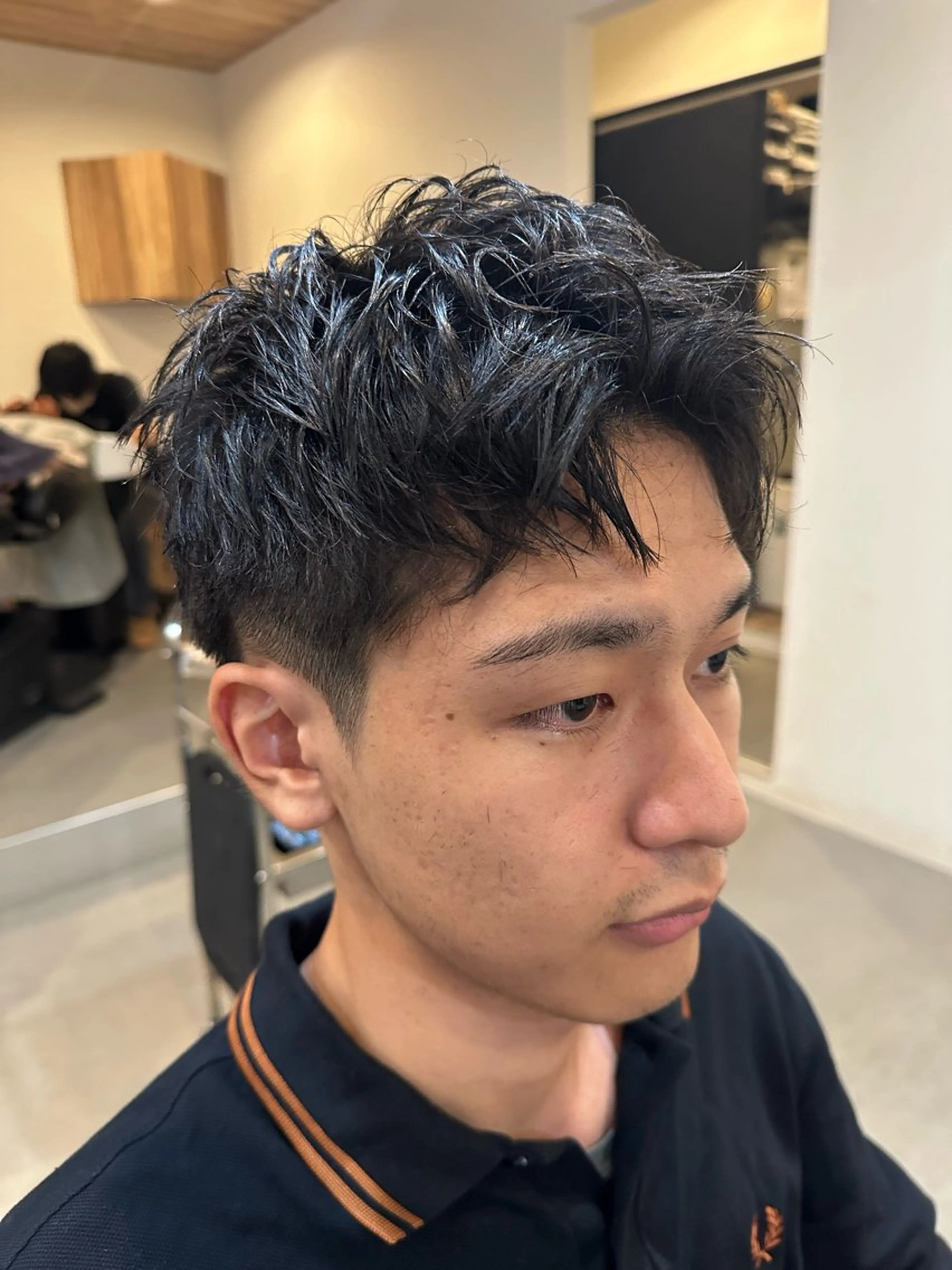 メンズ カット 曲がる縮毛矯正🌟 メンズアイブロウのヘアスタイル