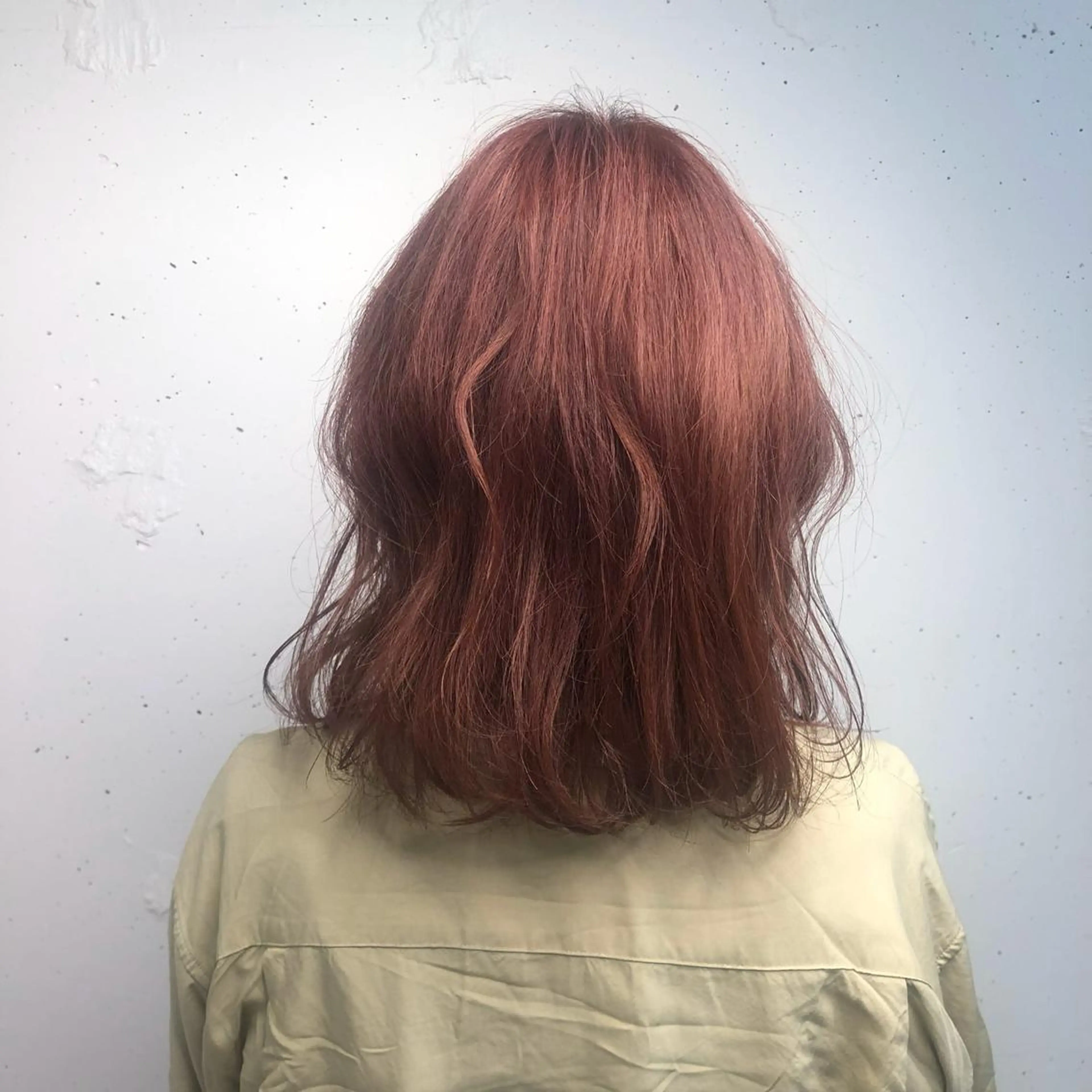 ミディアム 顔周りの垢抜けヘア 立山あいりのヘアスタイル