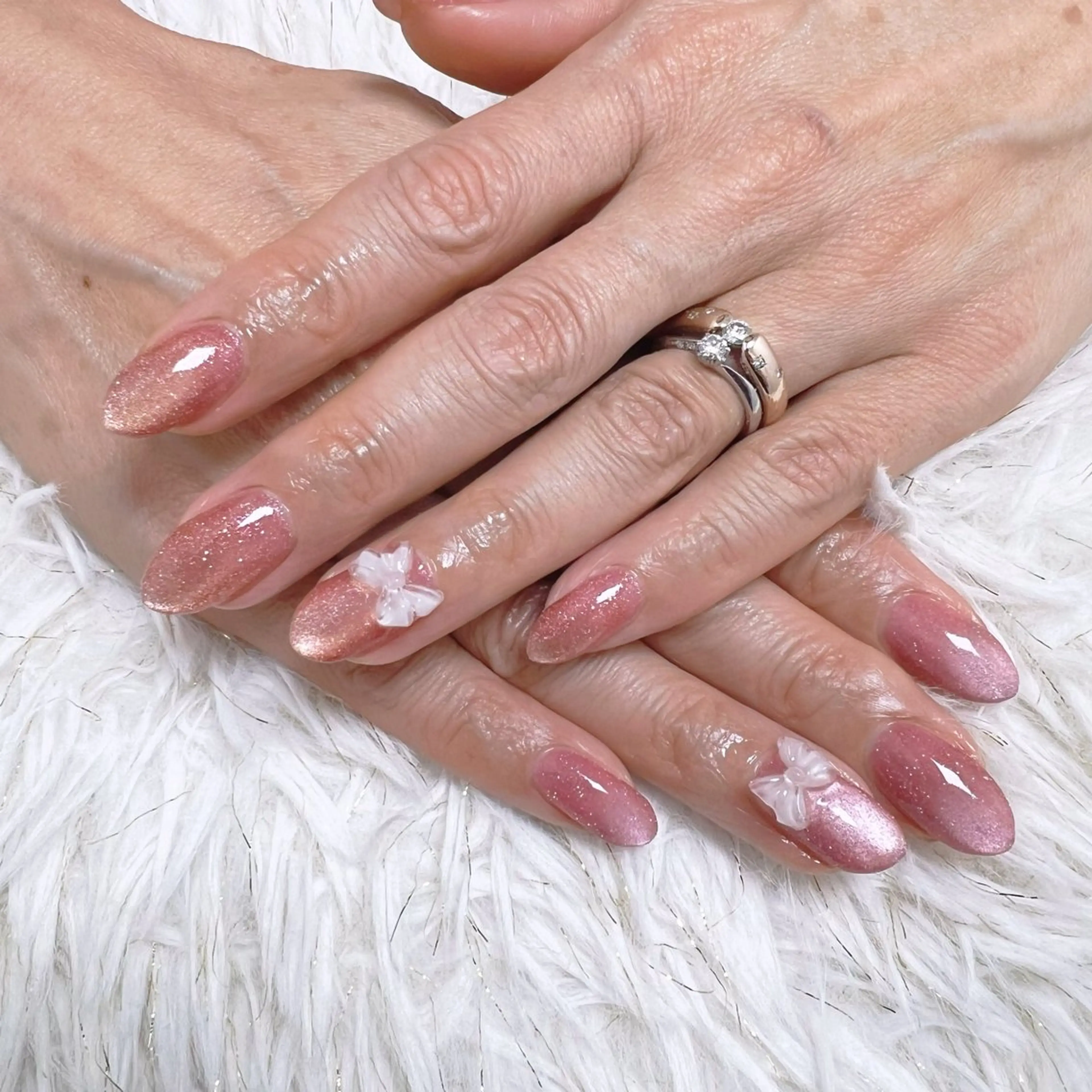 ネイル アートネイル フラッシュネイル フレンチネイル ジェルネイル ガラスフレンチ share. yurieのネイルデザイン