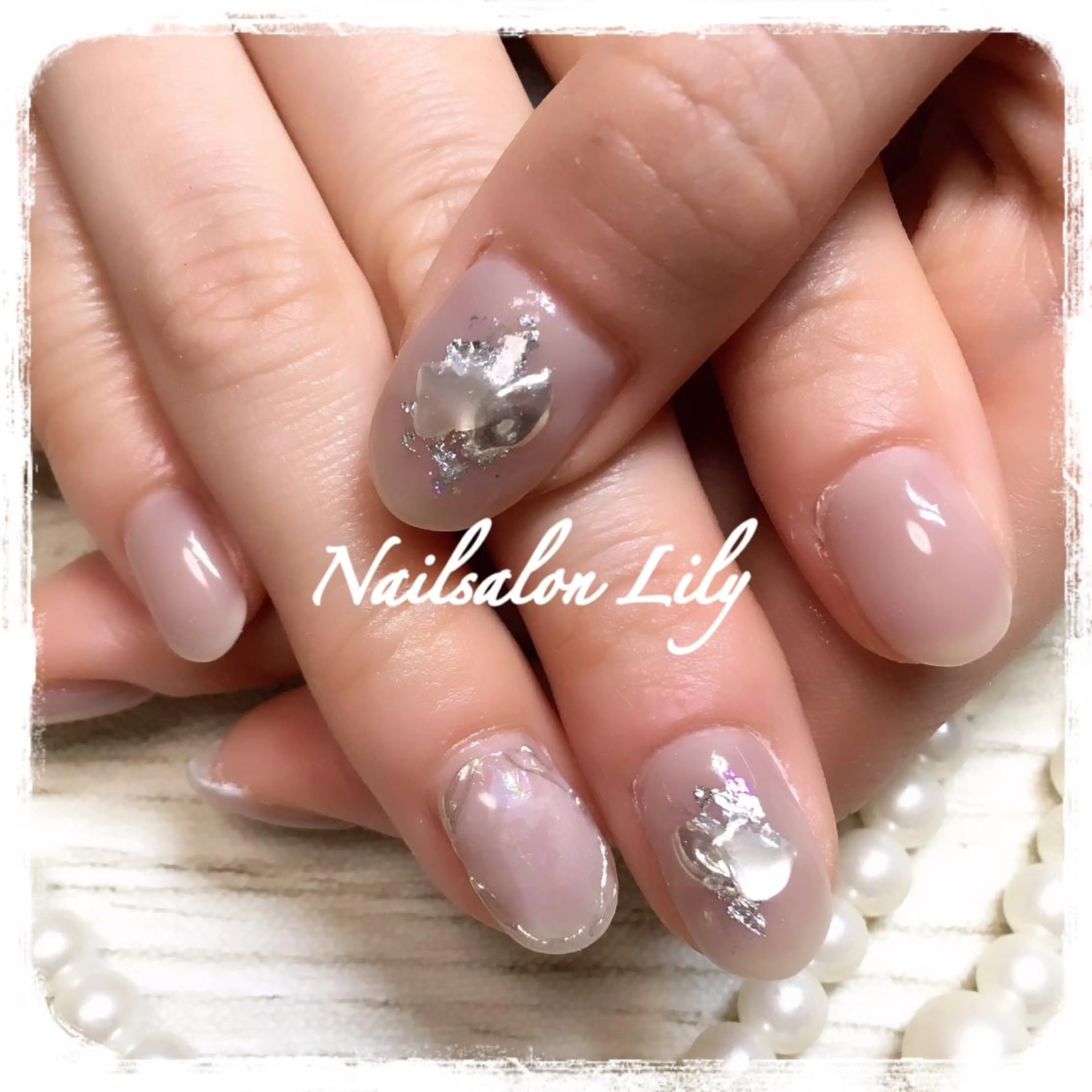 ネイル ニュアンスネイル Lily*nail 🌻Mii🌻のネイルデザイン
