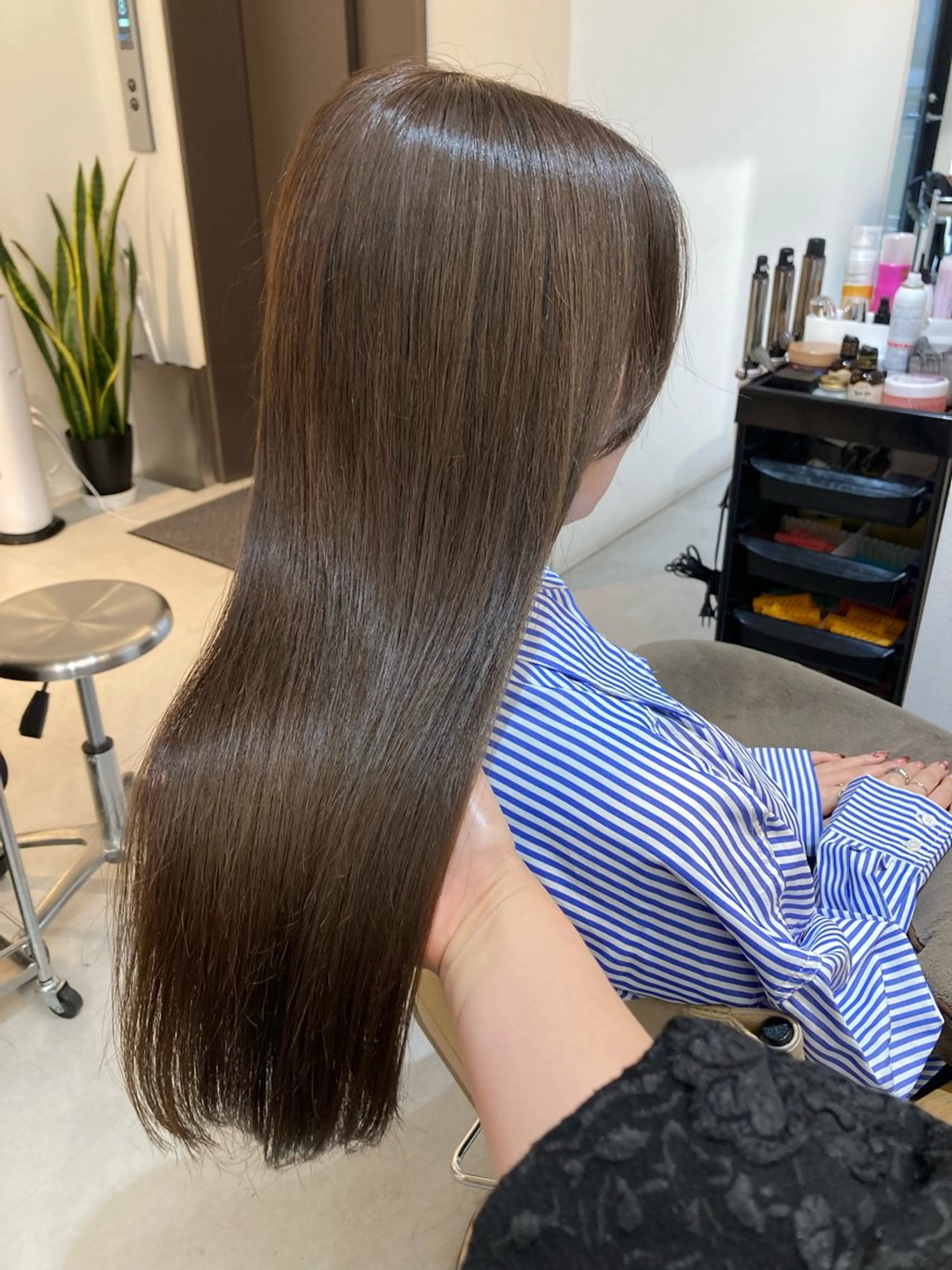 ロング カット ヘアカラー トリートメント ✨色持ちの良い艶 カラー✨蟹江真世のヘアスタイル