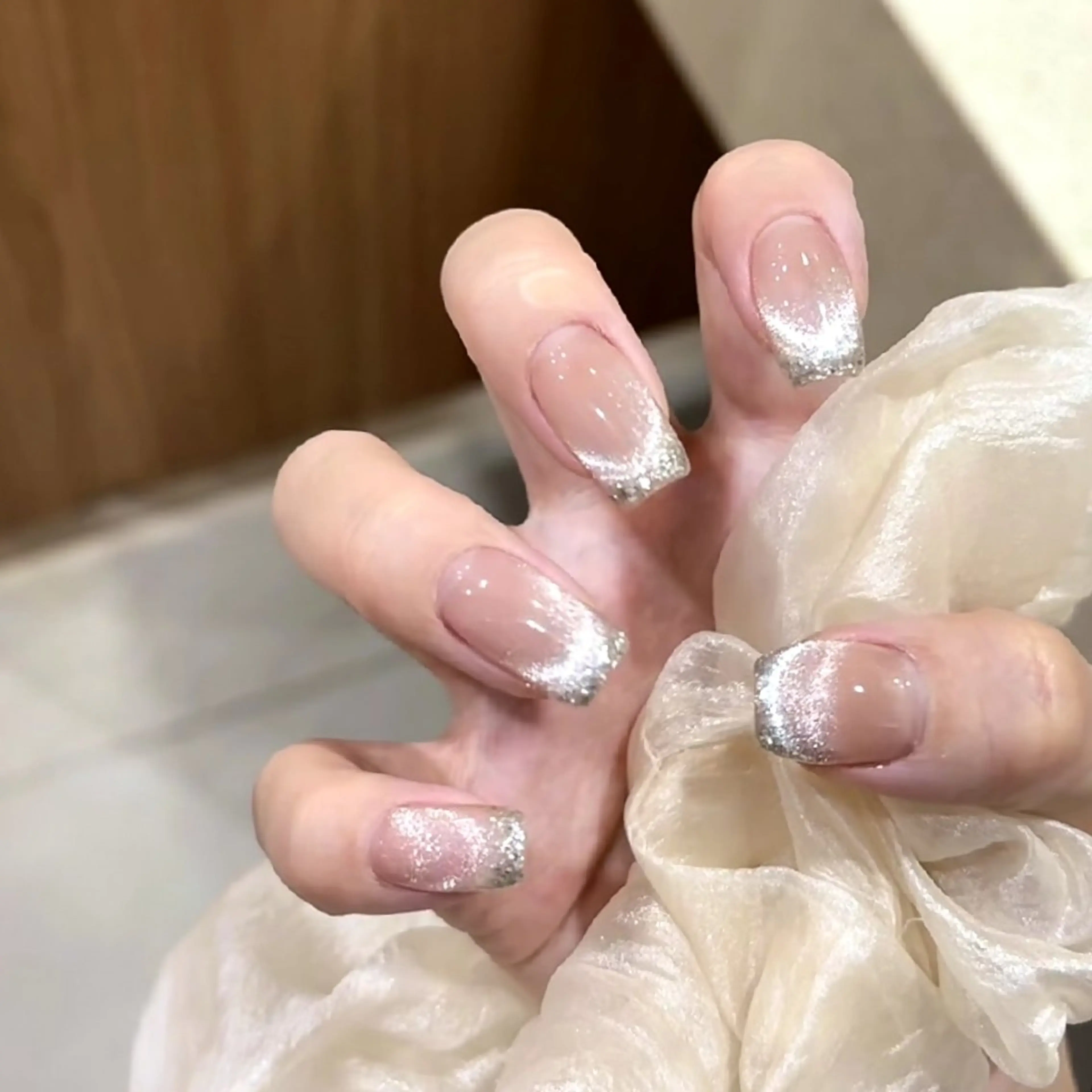 ネイル フレンチネイル ジェルネイル マグネットネイル マグネットフレンチ ニュアンスネイル ハンドネイル 小野 寧々のネイルデザイン
