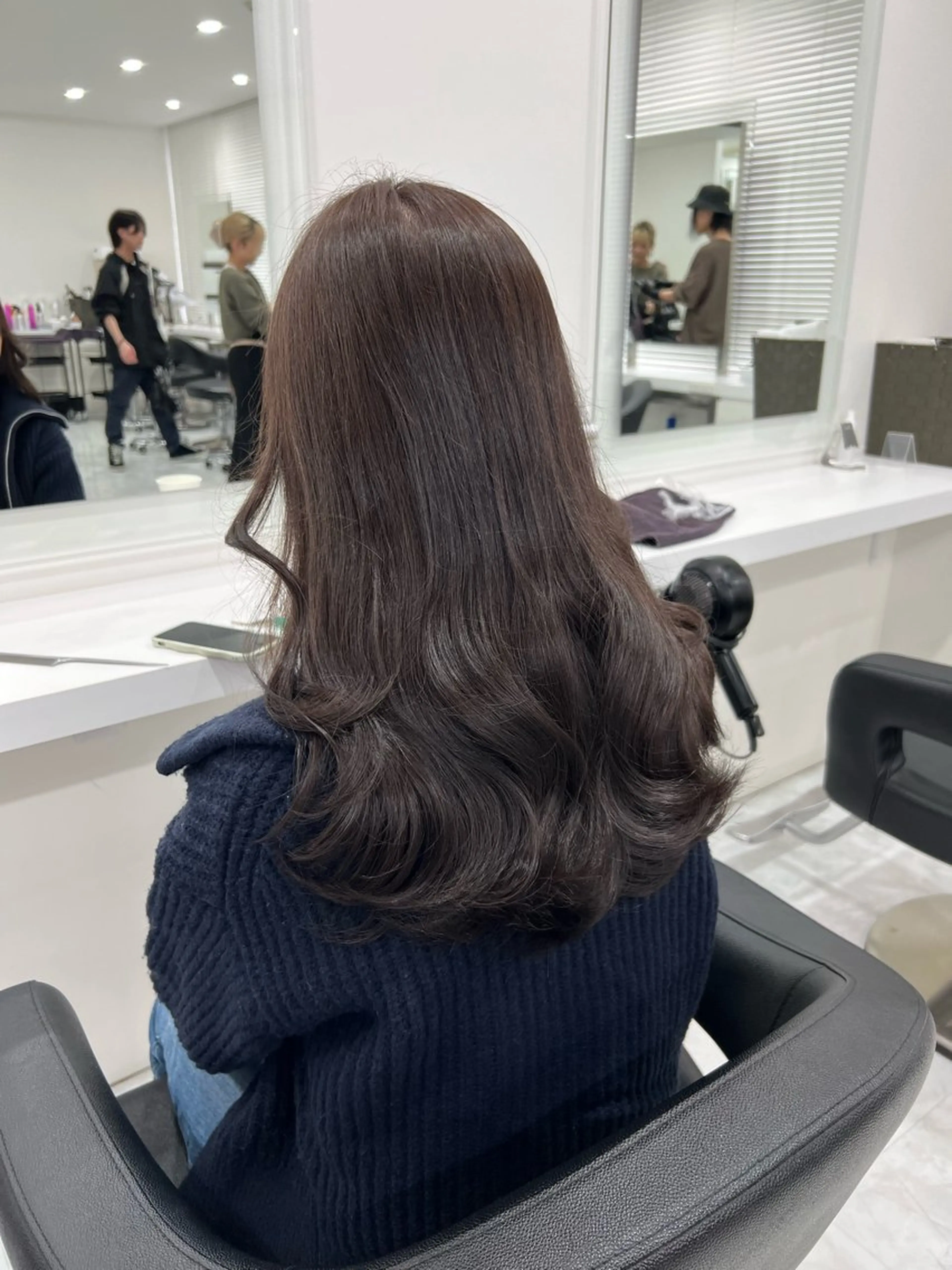 ロング カラー 透明感カラー🫧 レイヤーカットのヘアスタイル