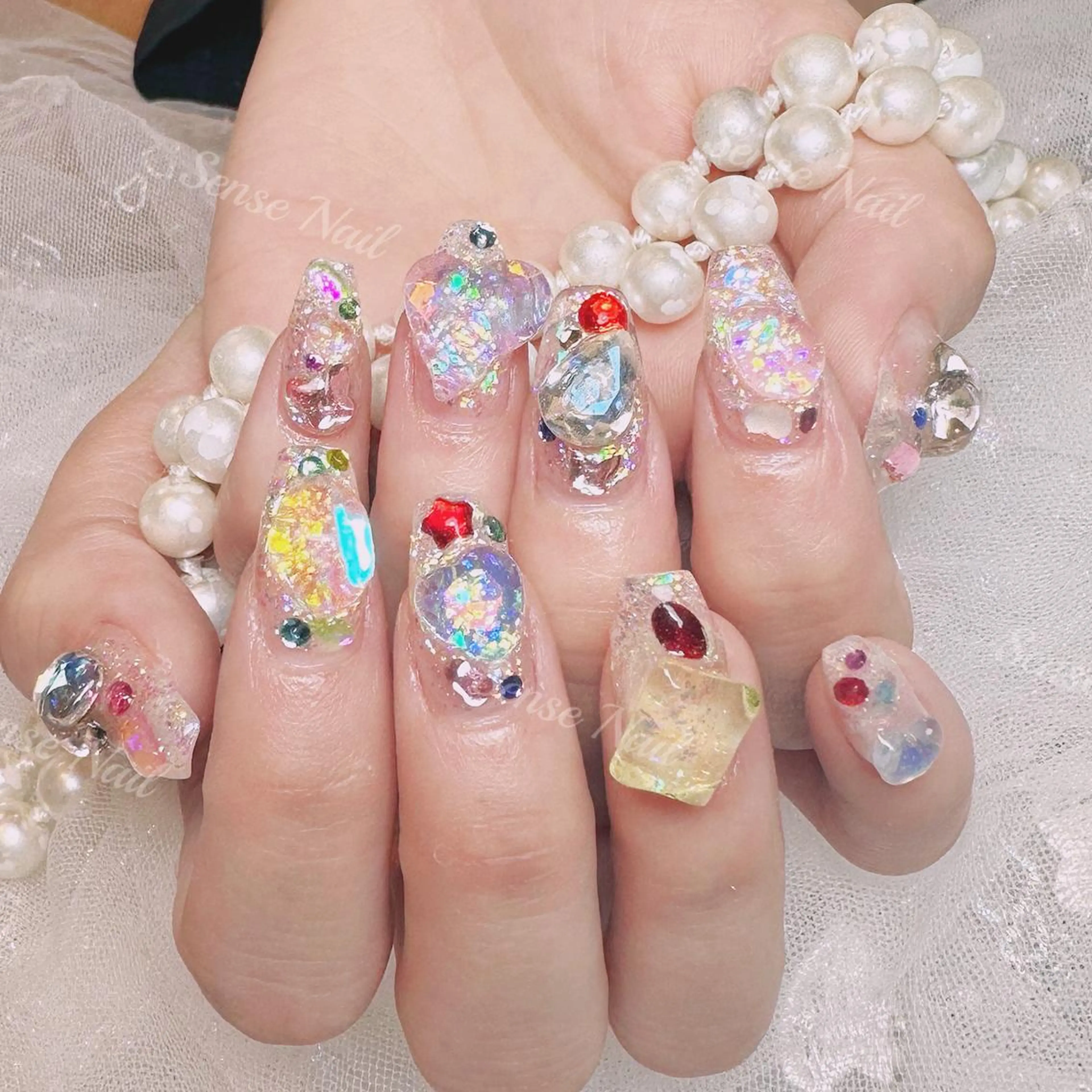 ネイル ハンドネイル Queening 🦋のネイルデザイン