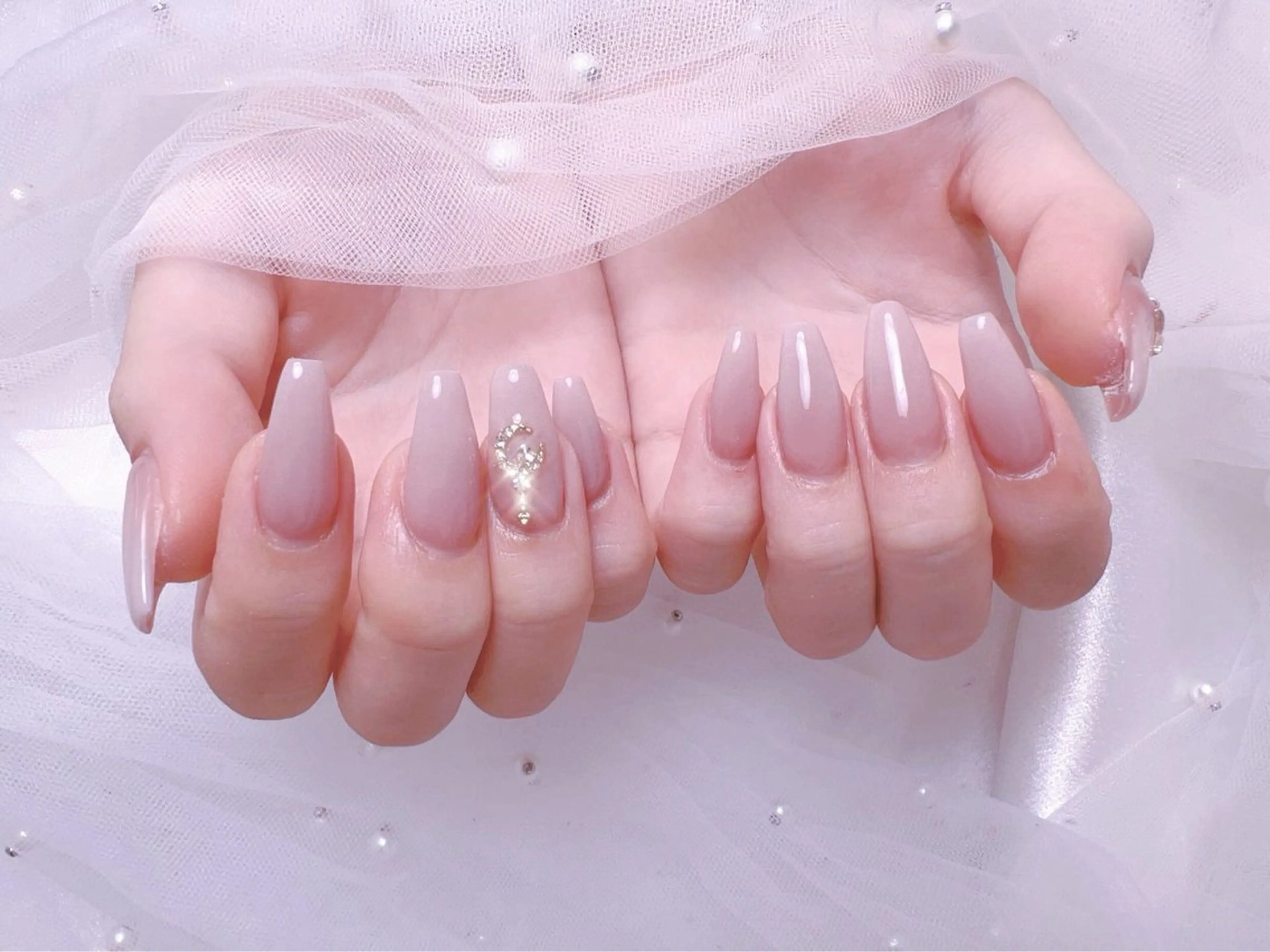 ネイル フレンチネイル ジェルネイル ハート 韓国ネイル マグネットネイル ハンドネイル ネイルサロン lotusのネイルデザイン