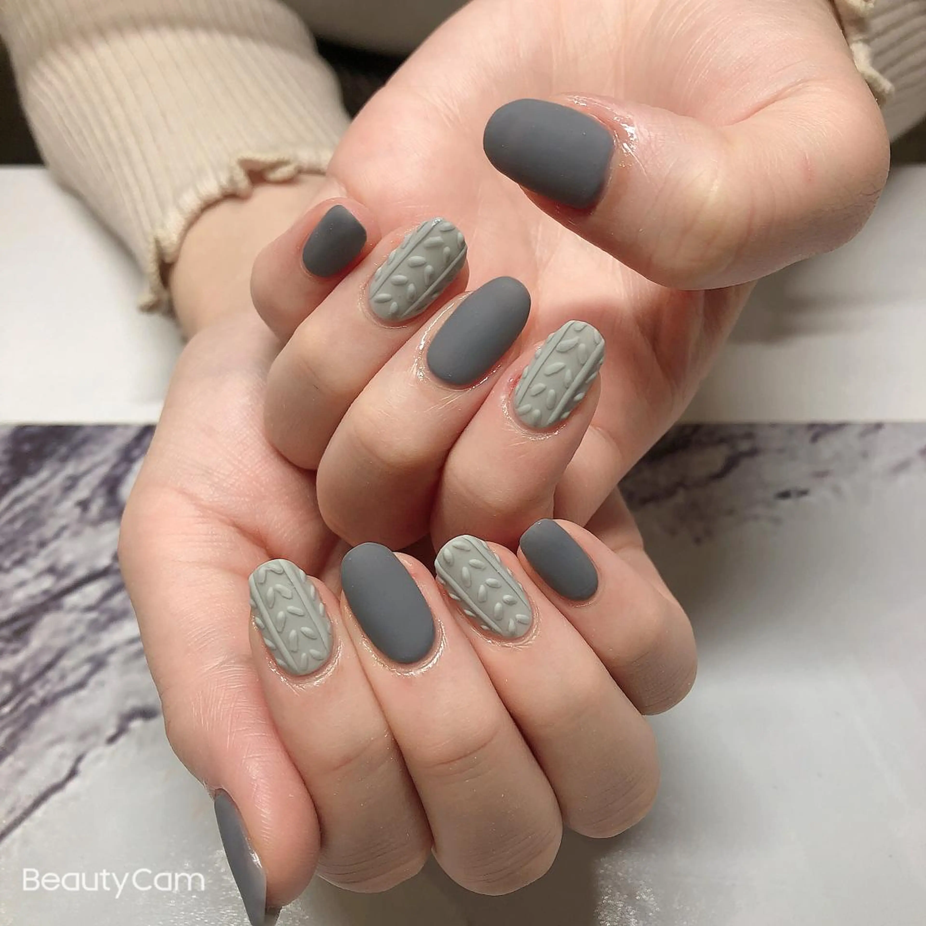 ネイル ハンドネイル ガレンドウ 白澤 愛子のネイルデザイン