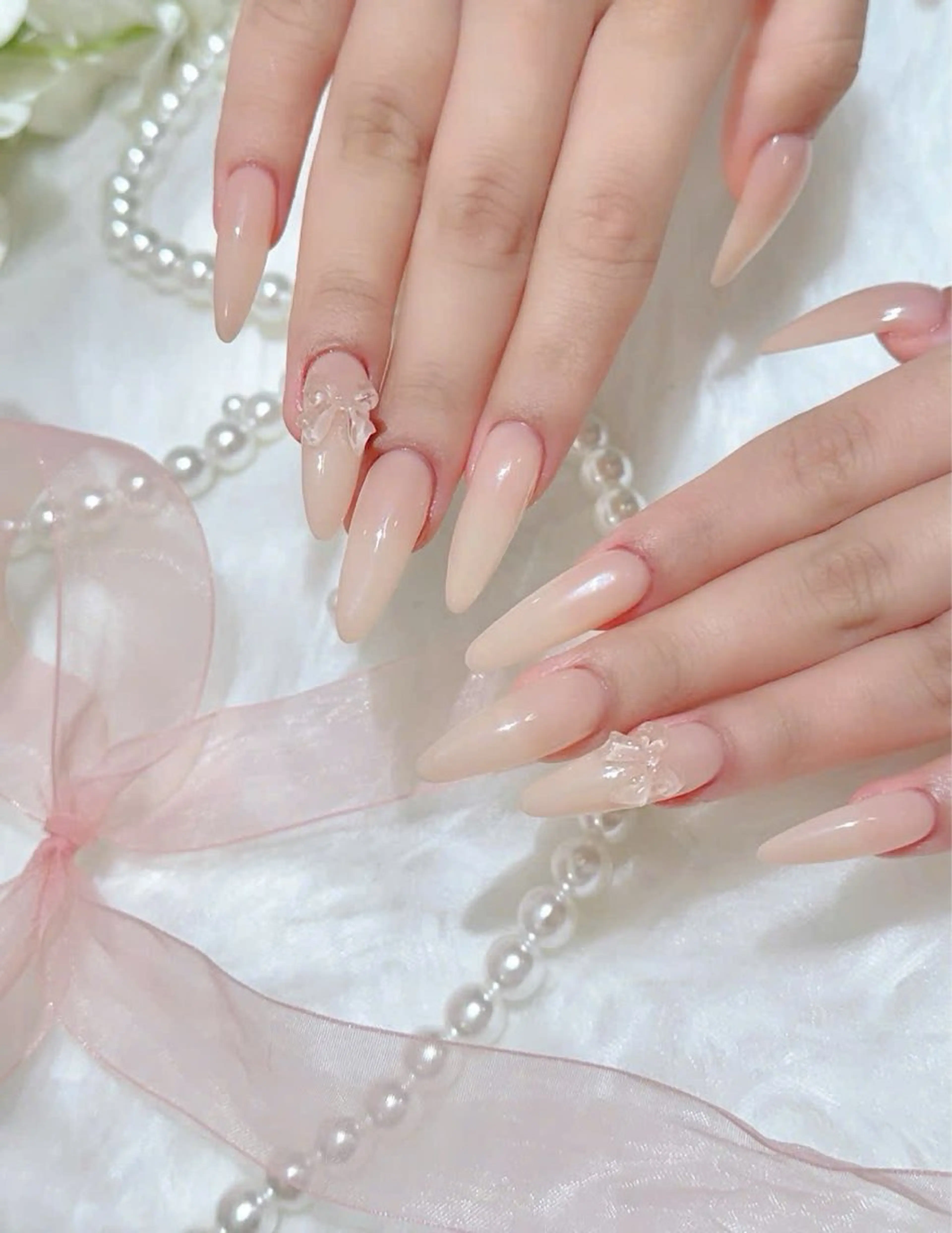 ネイル キラキラネイル マグネットネイル ぷっくりネイル 春ネイル ワンホンネイル ハンドネイル Candy Nailのネイルデザイン
