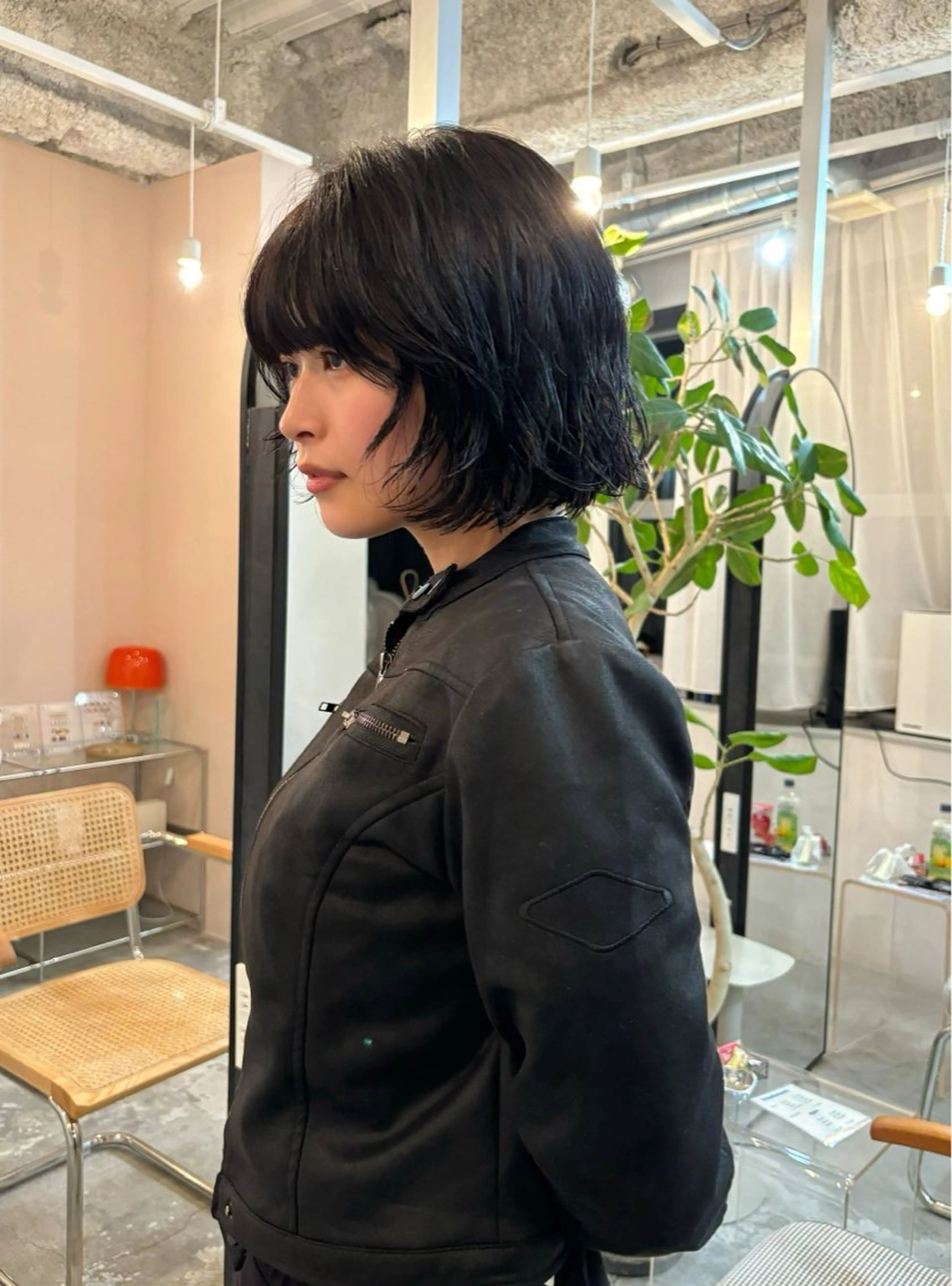 ショート カラー ボブレイヤー ボブ レイヤーカット パーマ 林　蓮／レイヤー ／透明感カラーのヘアスタイル