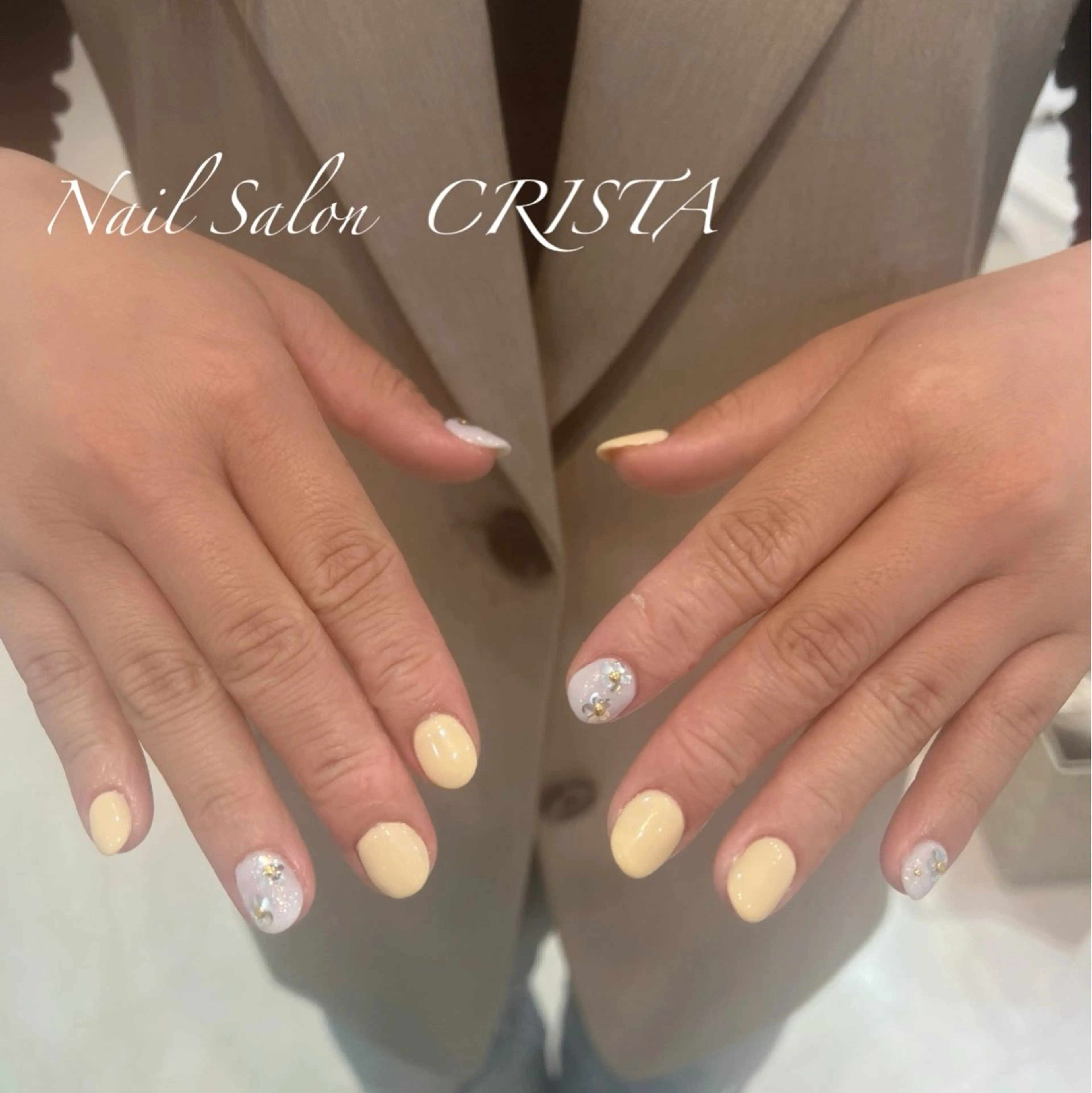 ネイル 春ネイル 黄色 ハンドネイル CRISTA chikakoのネイルデザイン