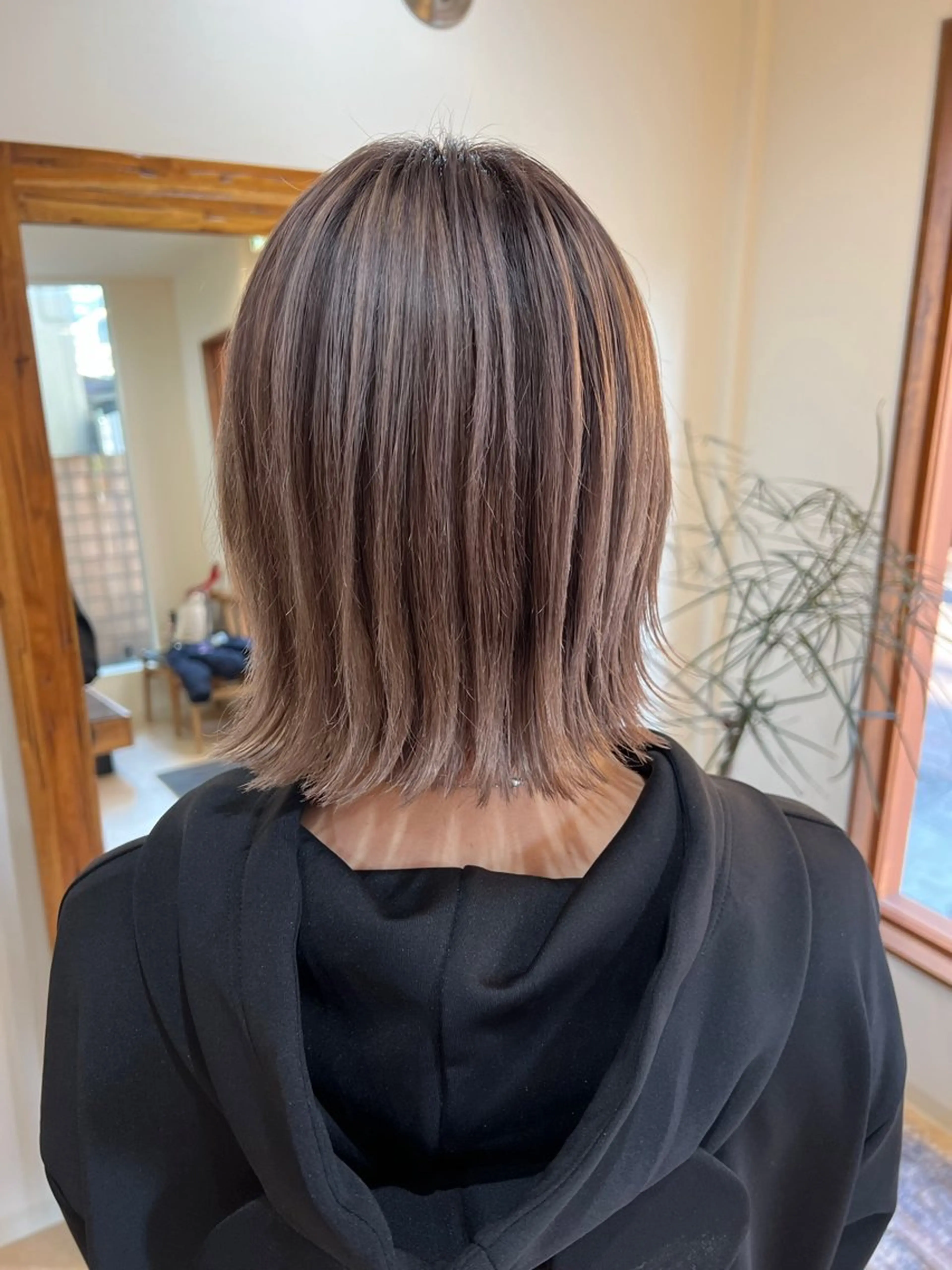ミディアム トリートメント カット ヘアカラー 【⭐️レイヤーカット 髪質改善⭐️】長谷川のヘアスタイル