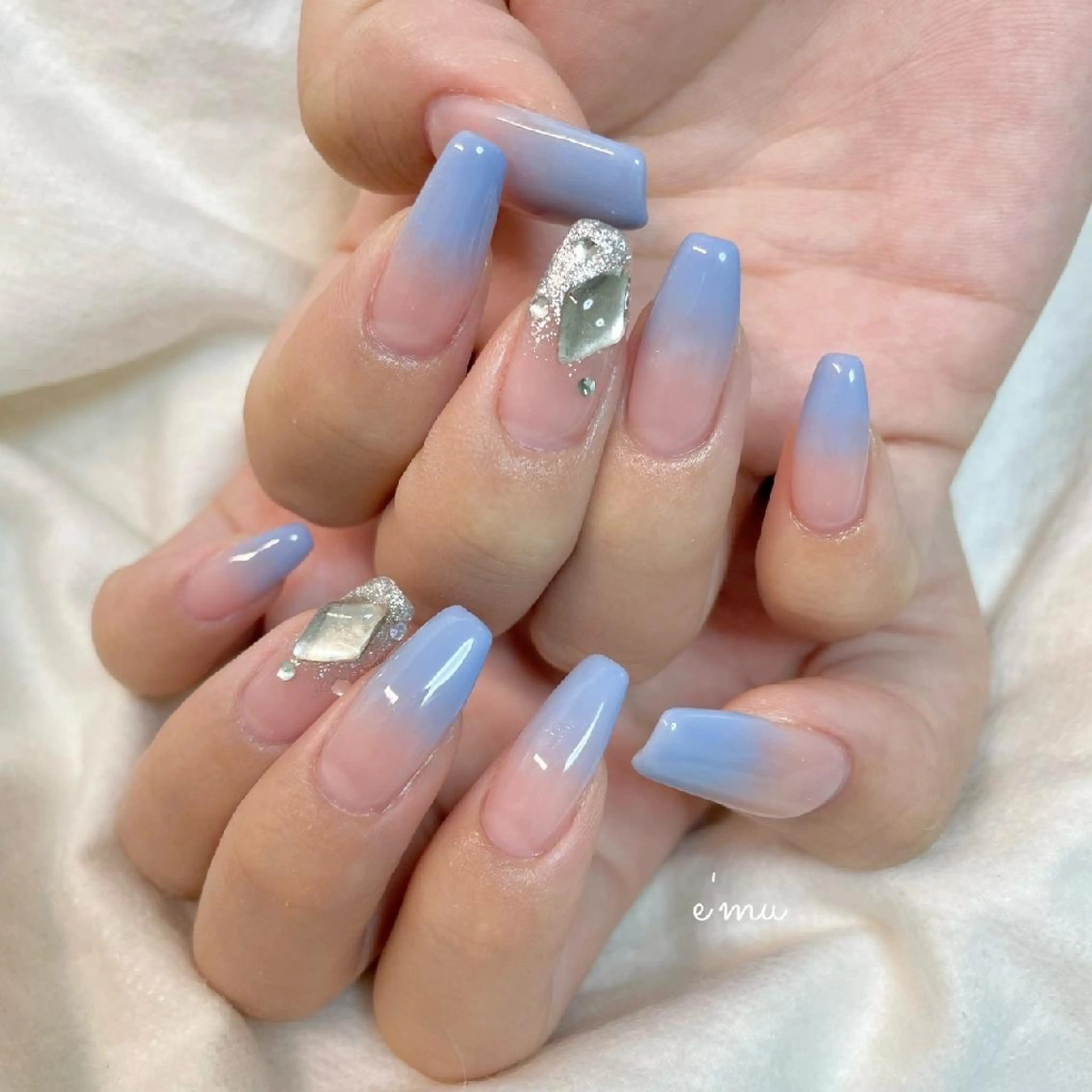 ネイル 韓国ネイル nail salon e'mu💐のネイルデザイン