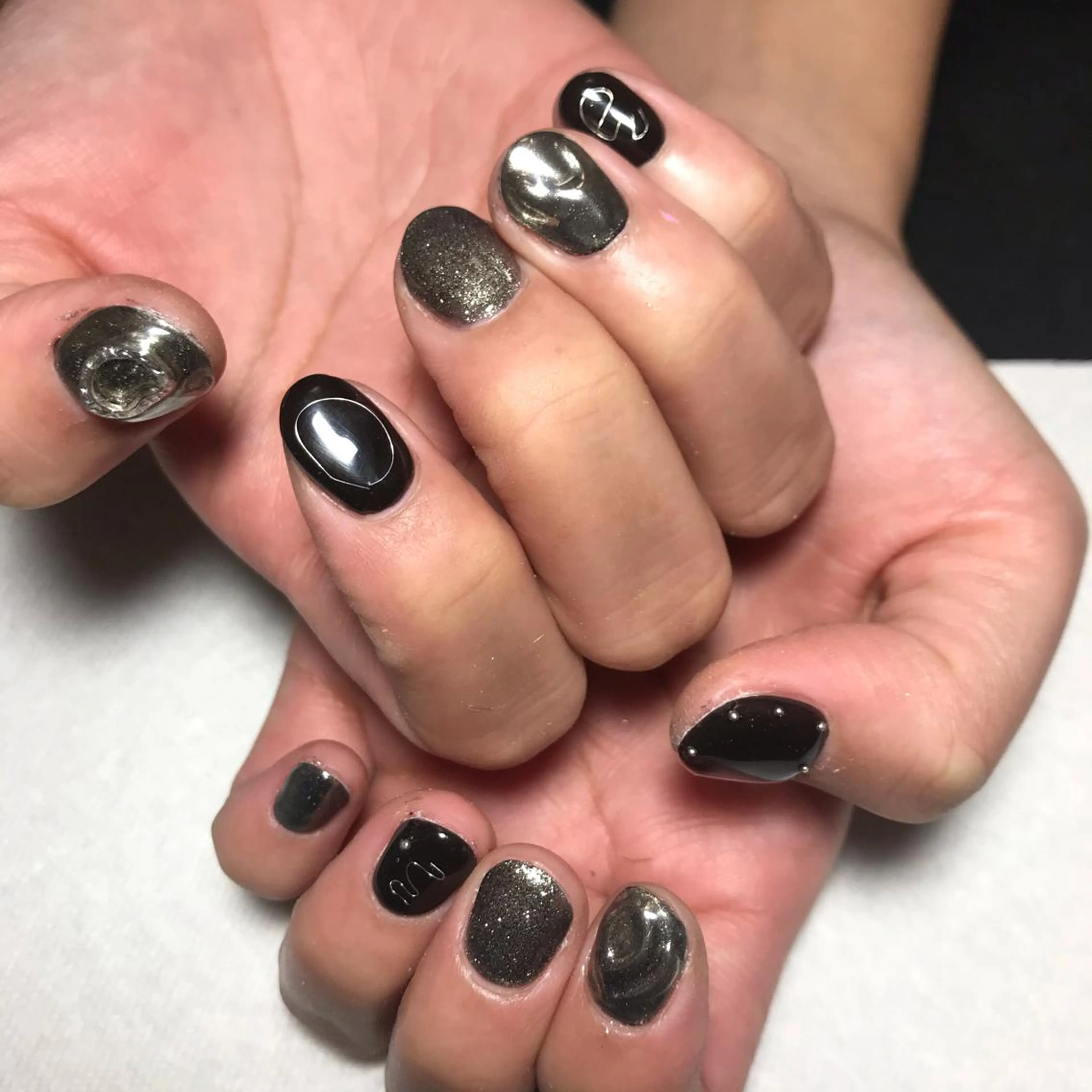 ネイル ECLAT エクラ所属・寺山 千鶴のネイルデザイン