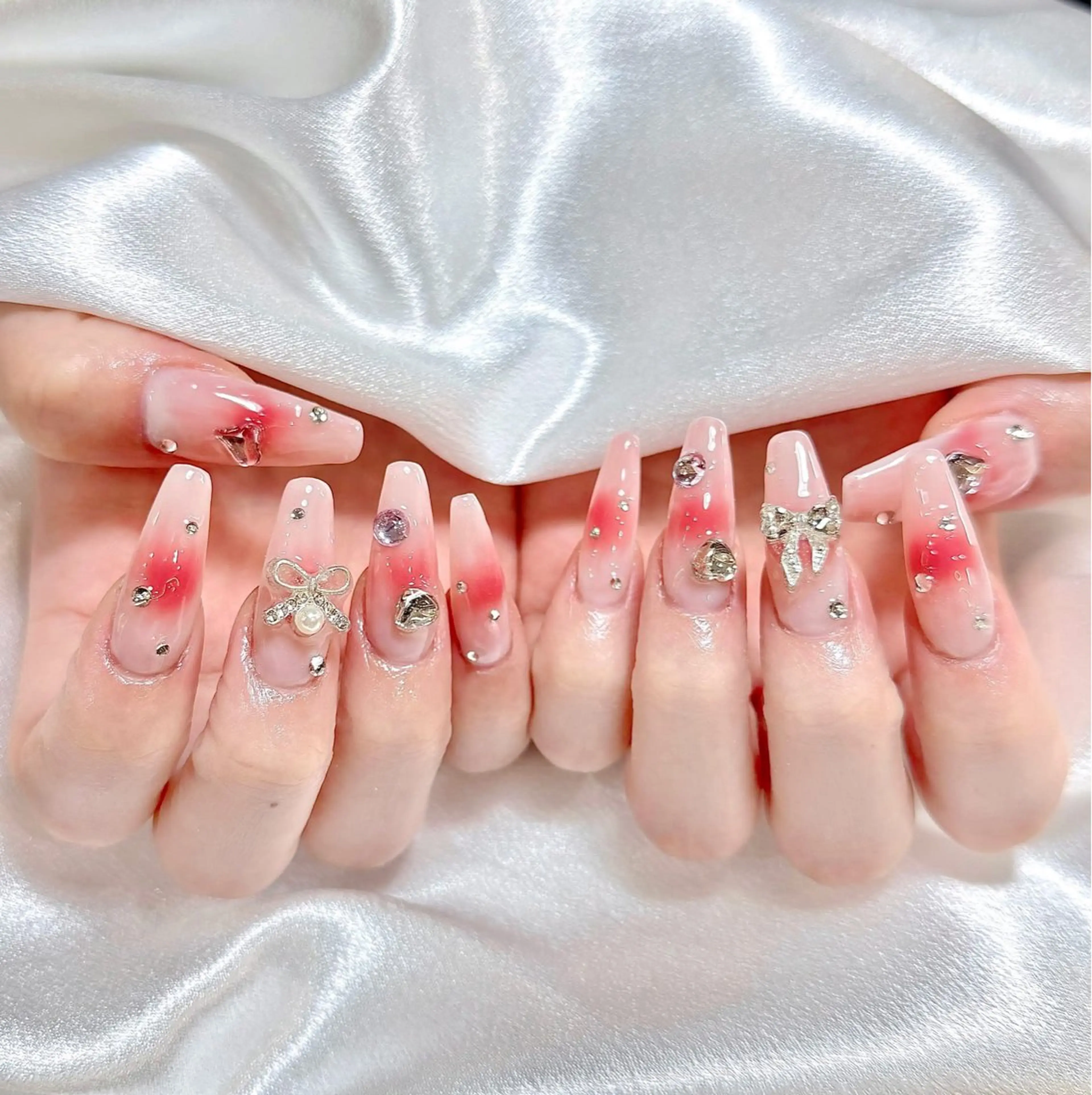 ネイル ジェルネイル グラデーション ネイルチップ ハンドネイル SuA NailSalon四日市所属・SuA Nail Salonのネイルデザイン