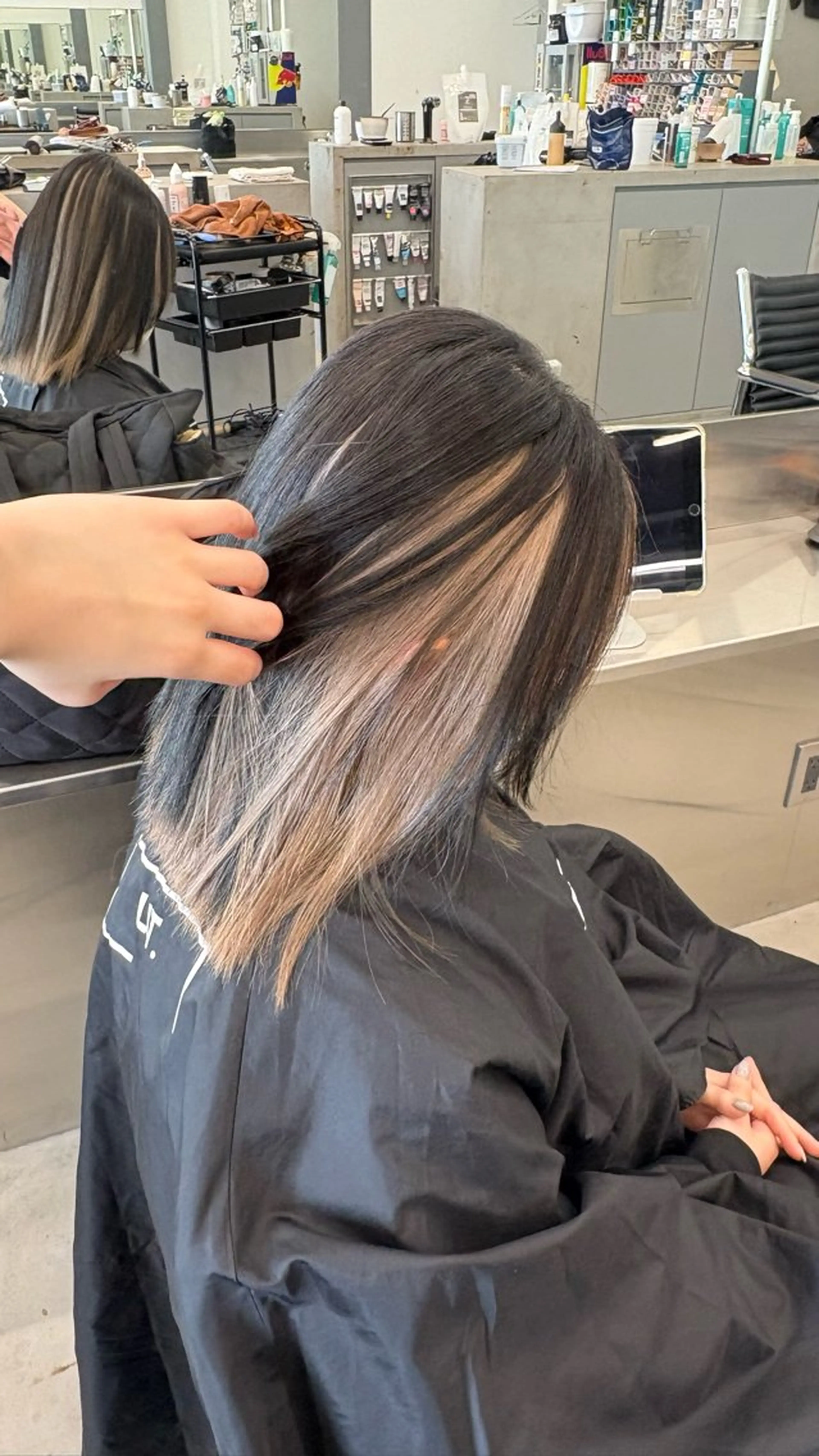 ミディアム カラー ヘアカラー 小森春果/透け感/ ケラスターゼ/艶髪のヘアスタイル