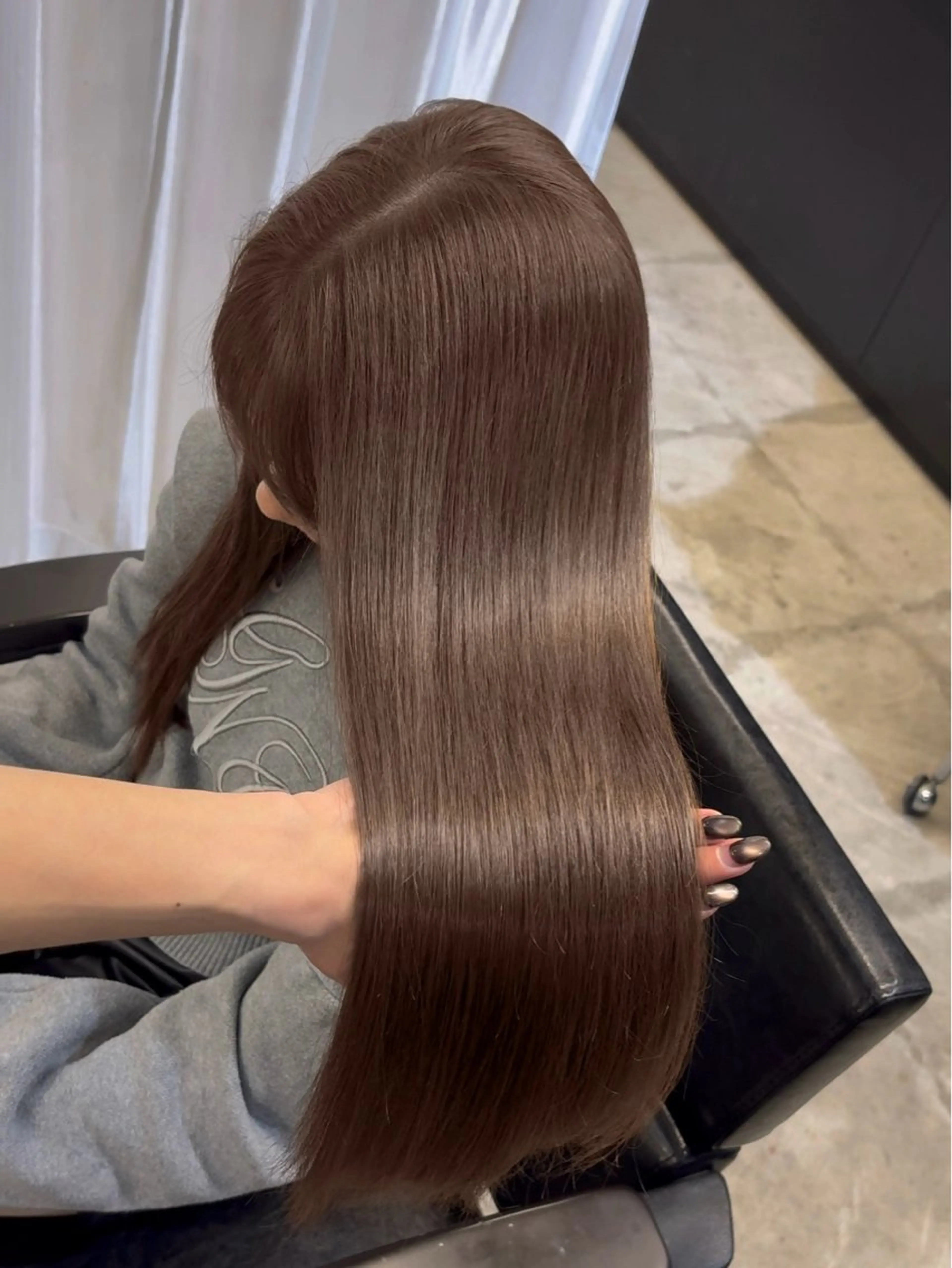 カラー ブリーチ ブリーチなしカラー 🩵福岡ブリーチなし レイヤー/紫音🩵のヘアスタイル