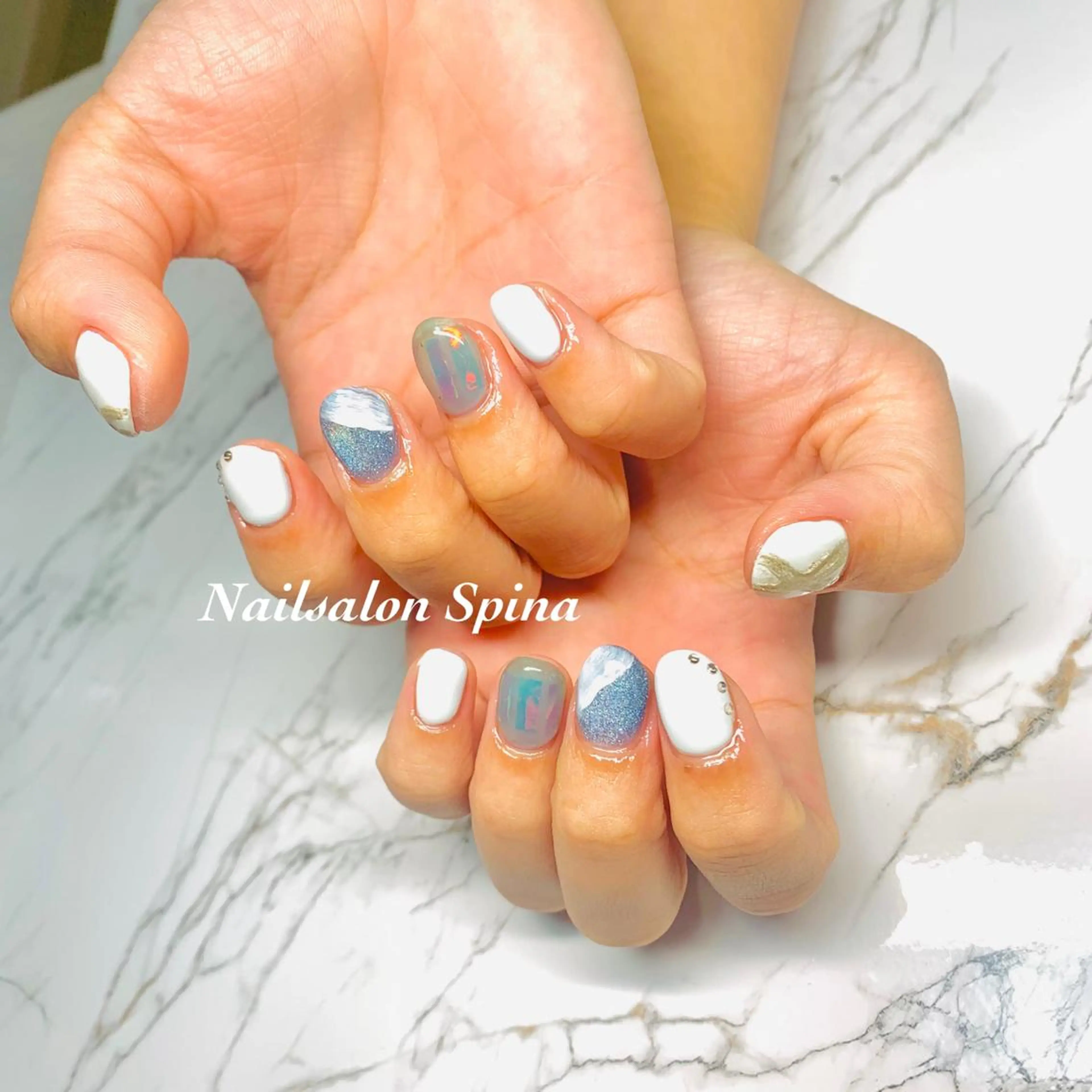 ネイル アートネイル ブルー ジェルネイル 夏ネイル ホワイト Nail&Eye Spina 琴美のマツエク・マツパデザイン