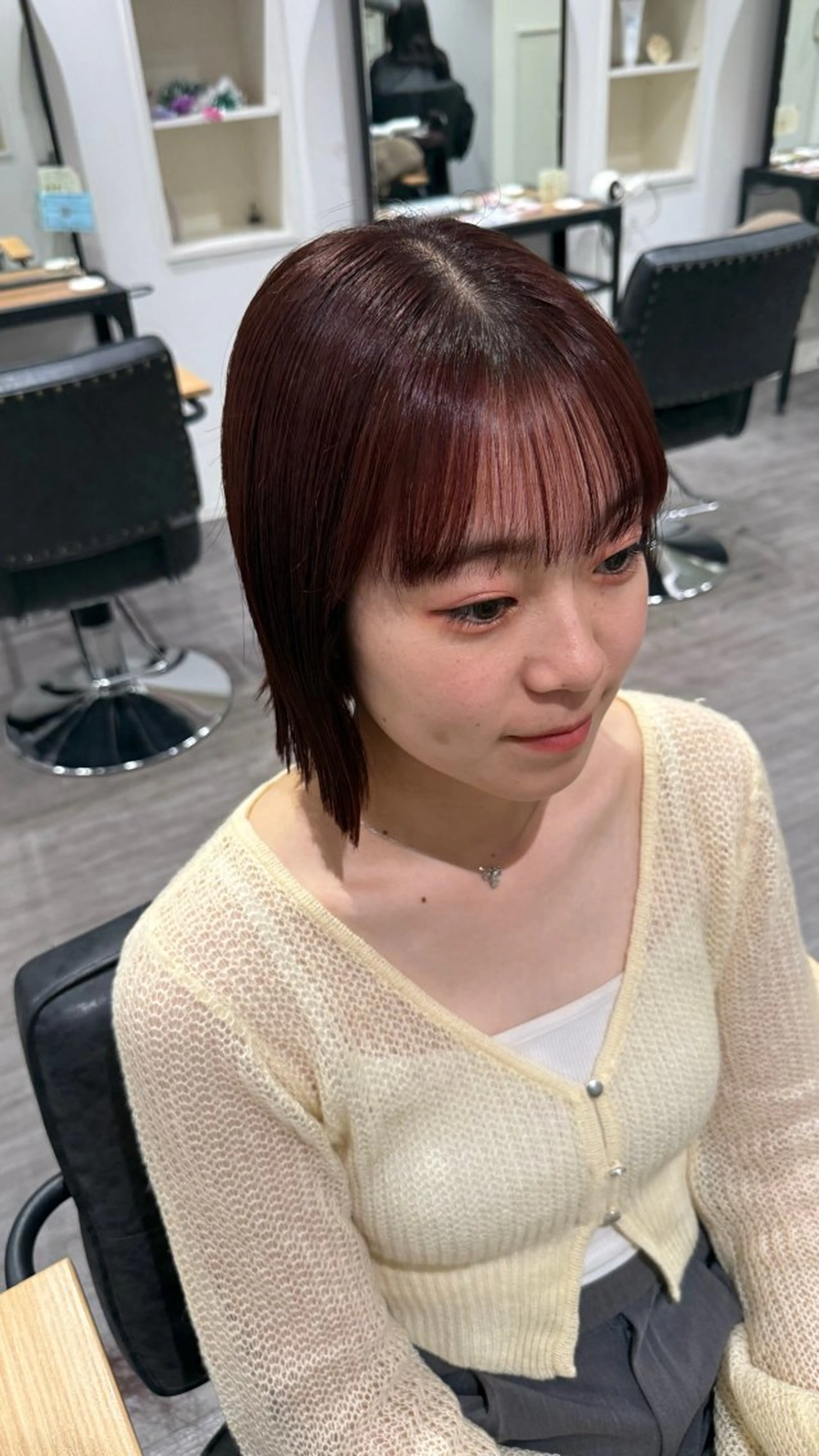 ミディアム カラー 切りっぱなしボブ ブラウンカラー ピンクカラー ピンクブラウン ボブ カット ヘアカラー トリートメント 艶髪レイヤー上田 紗也🇰🇷💗のヘアスタイル