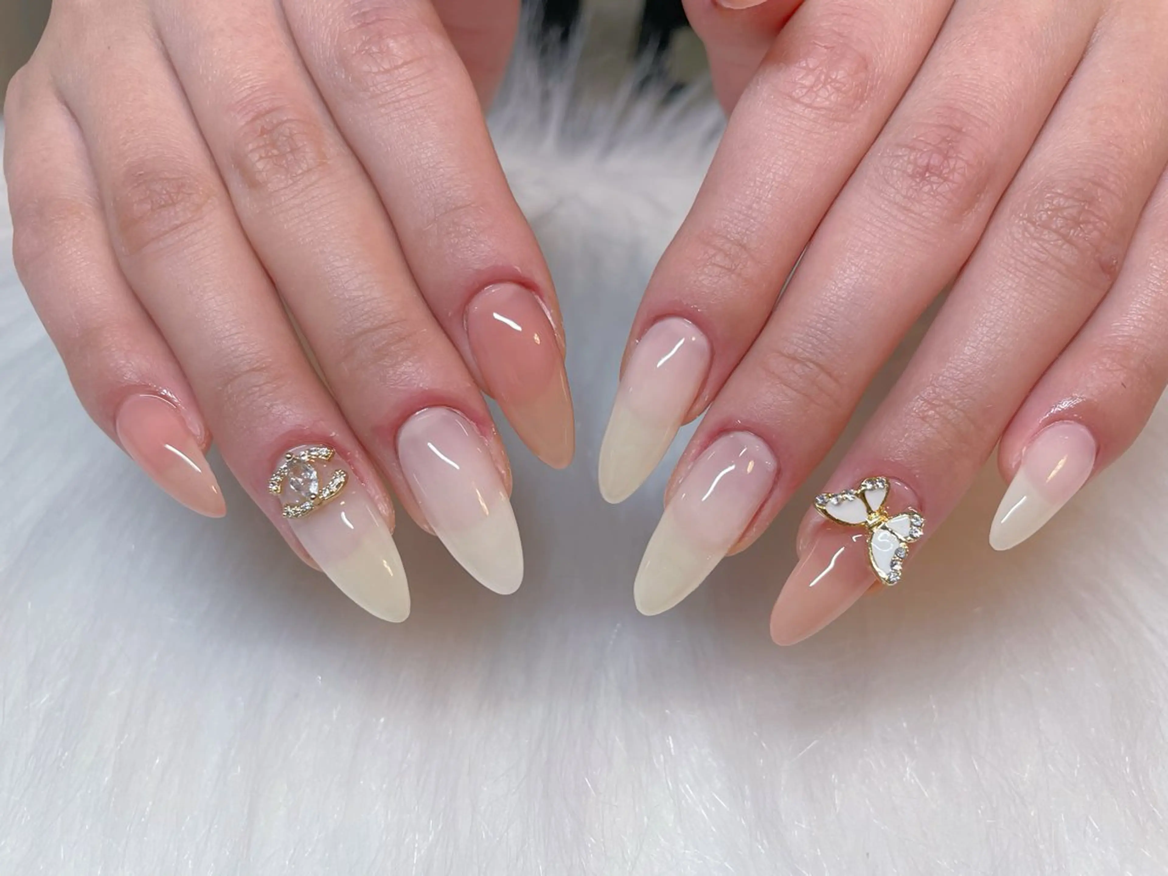 ネイル ワンカラーネイル 春ネイル ハンドネイル エン Nail salonのネイルデザイン