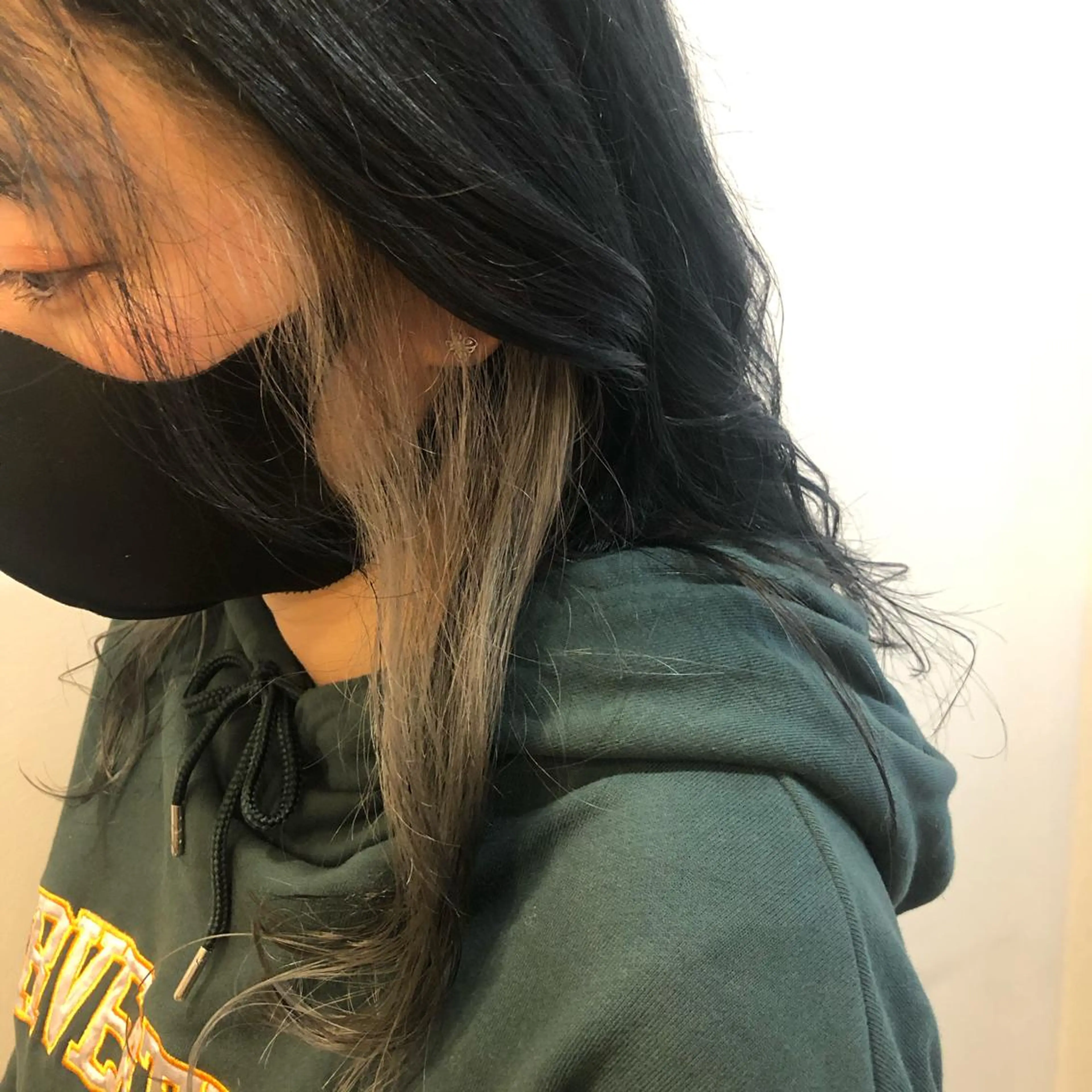 ロング カラー ブリーチ 🫧chinatsu 🫧のヘアスタイル