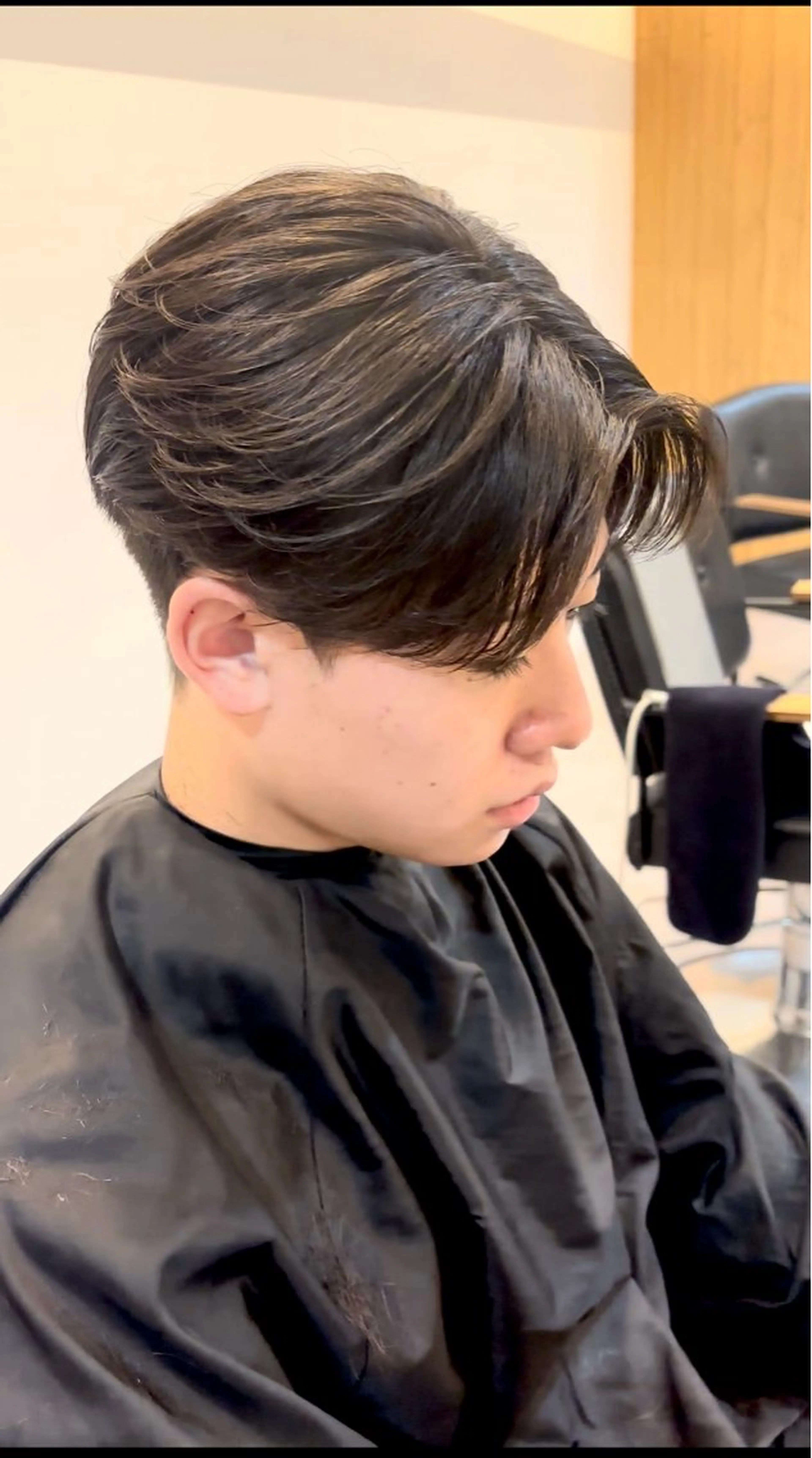 ミディアム メンズ 縮毛矯正 縮毛矯正 メンズ特化 韓国/曲がる縮毛矯正のヘアスタイル