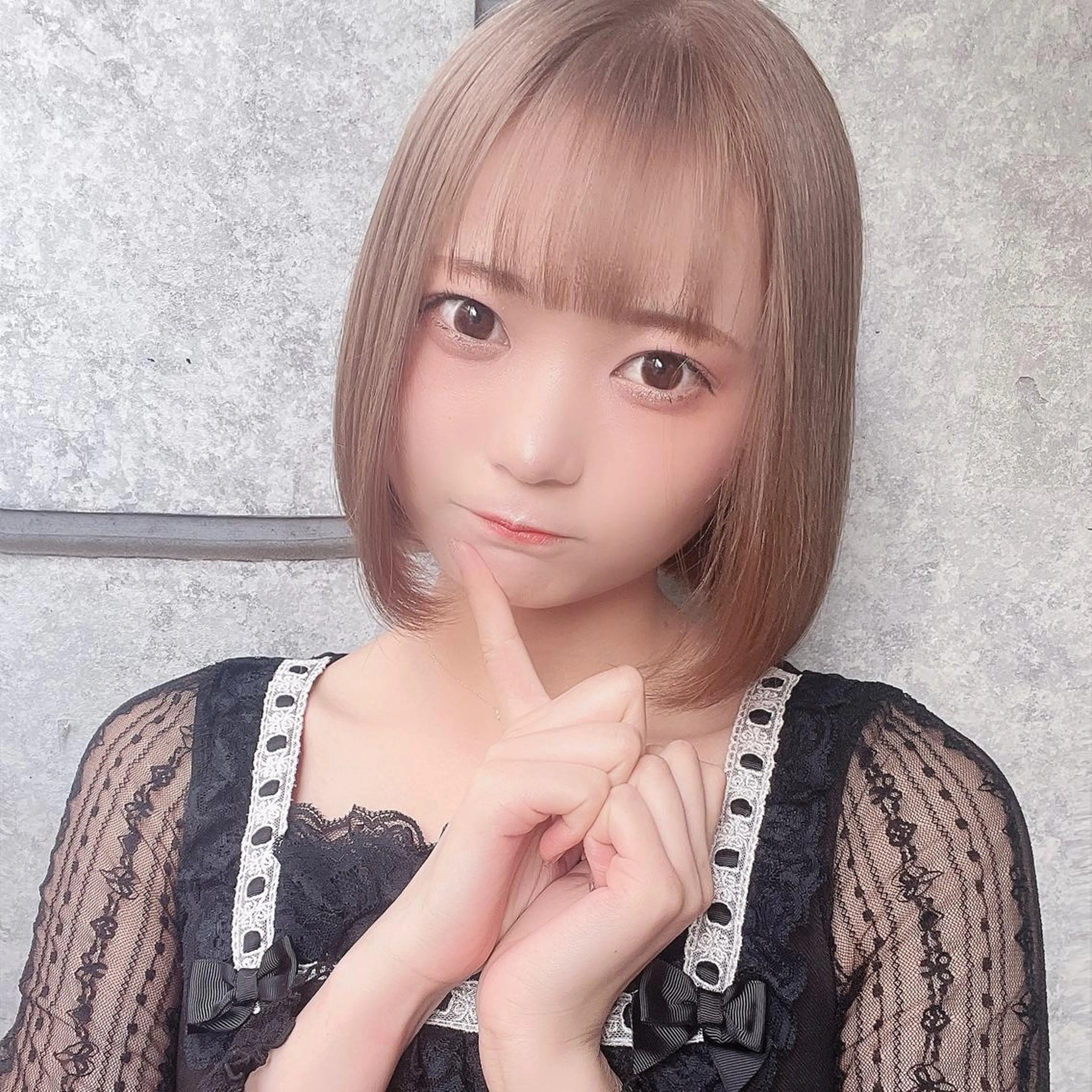 ショート カラー カット ヘアカラー トリートメント 癖毛救済✂️ボブ /髪質改善ストレートのヘアスタイル