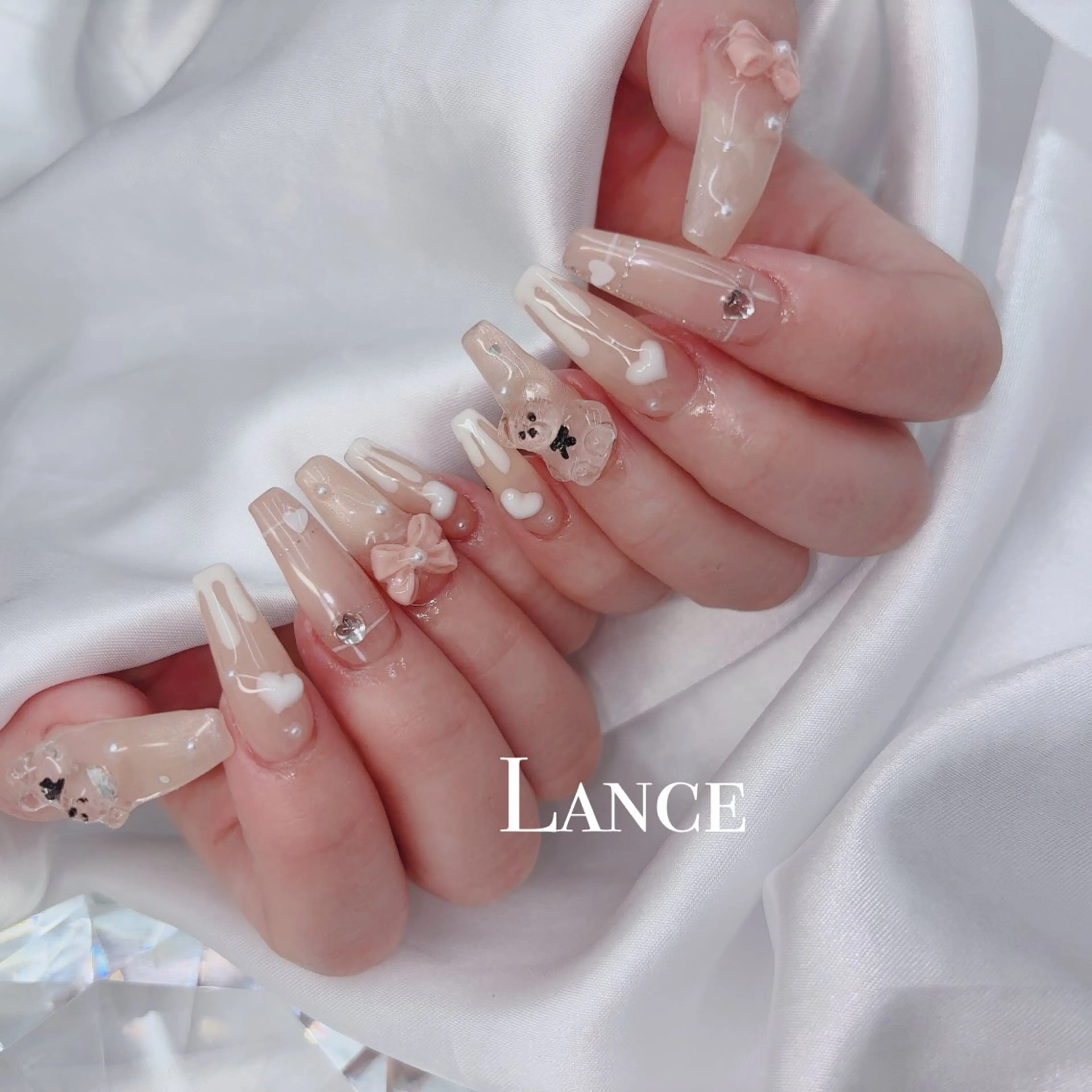 ネイル 韓国ネイル バレンタイン ワンホンネイル 冬ネイル ハンドネイル Lance nailのネイルデザイン