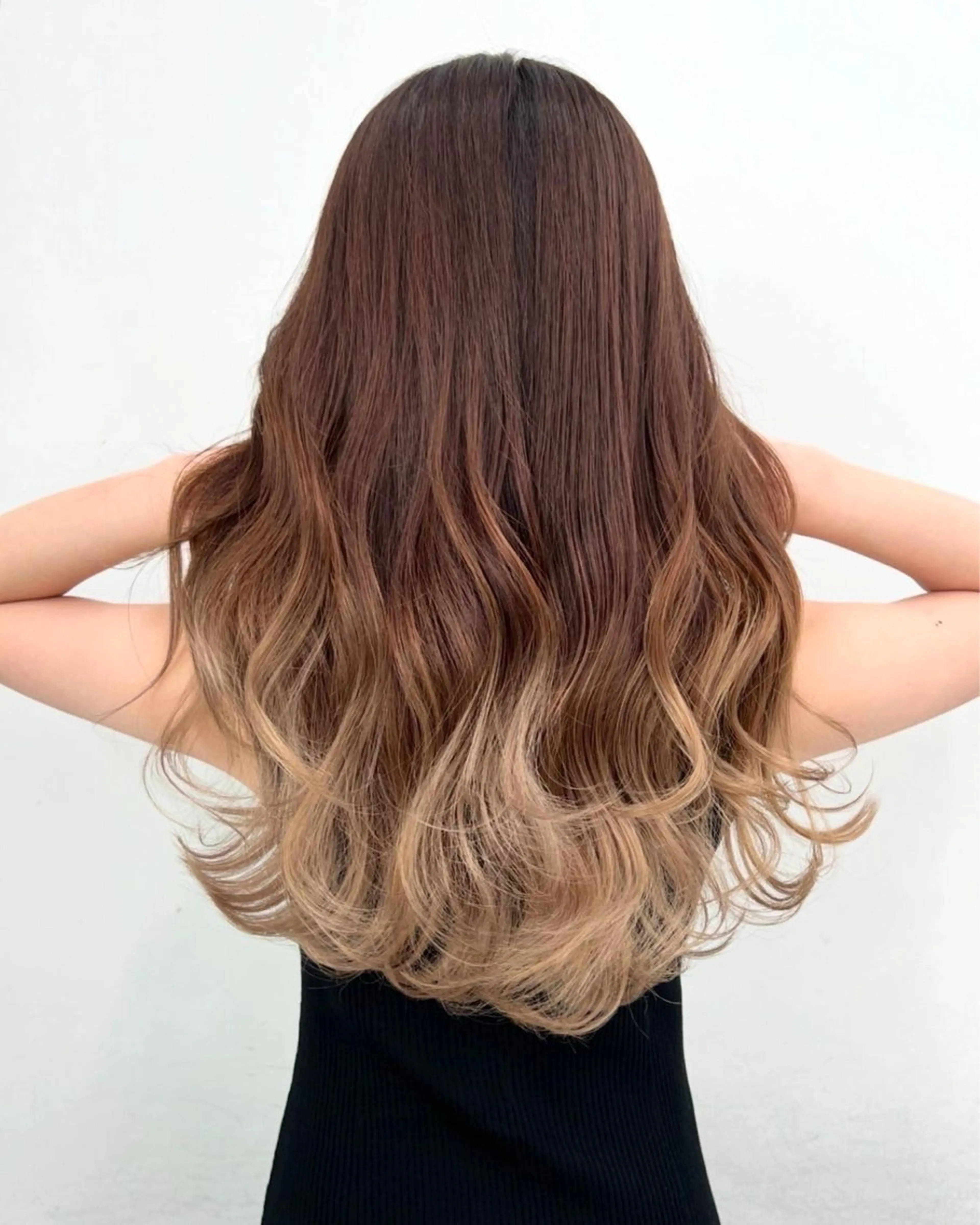 セミロング ヘアカラー トリートメント ✨韓国風ヘア/艶髪 カラー✨yumeのヘアスタイル