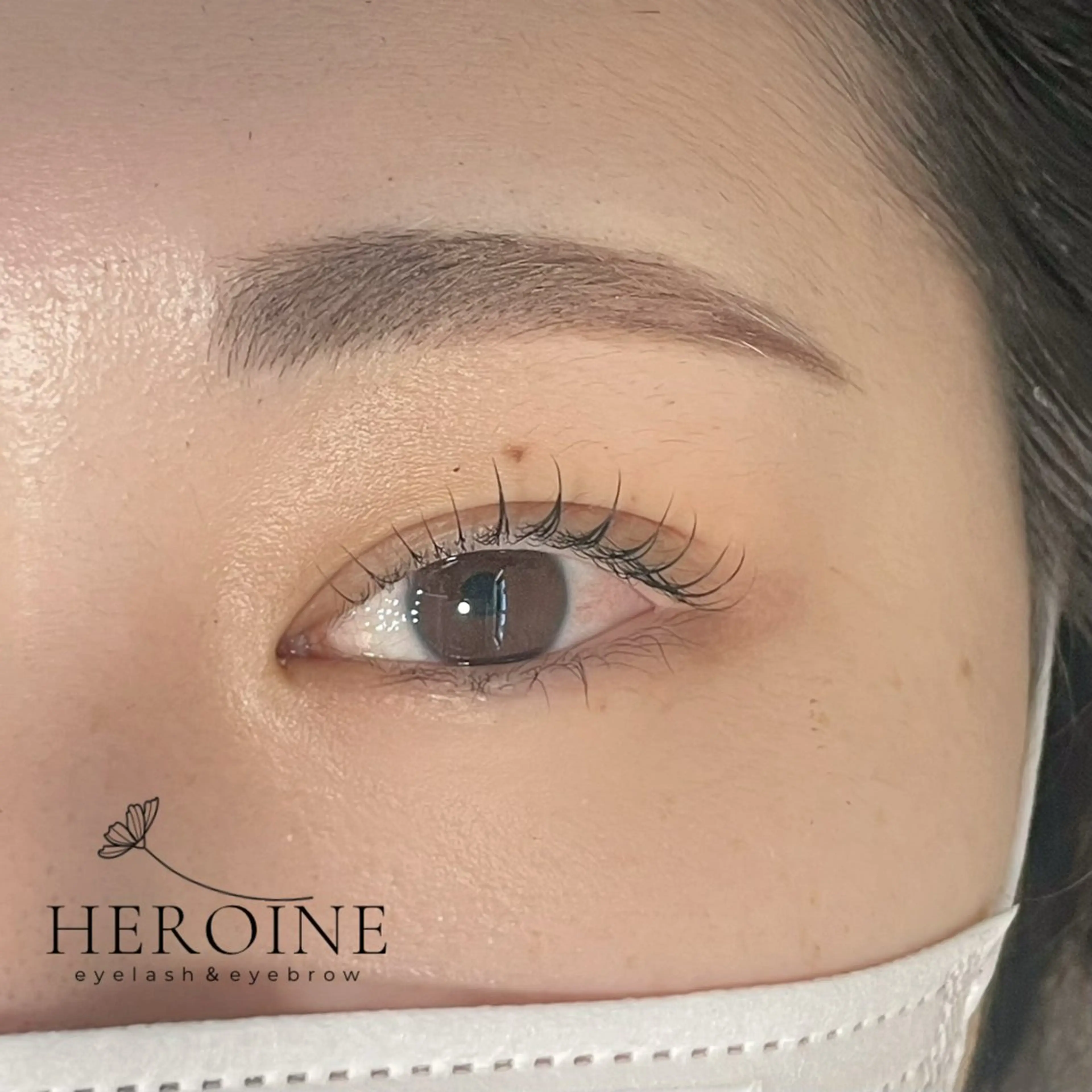 マツエク・マツパ ナチュラル HEROINE   eyelash &eyebrow所属・堀田 寛子の眉毛・アイブロウイメージ