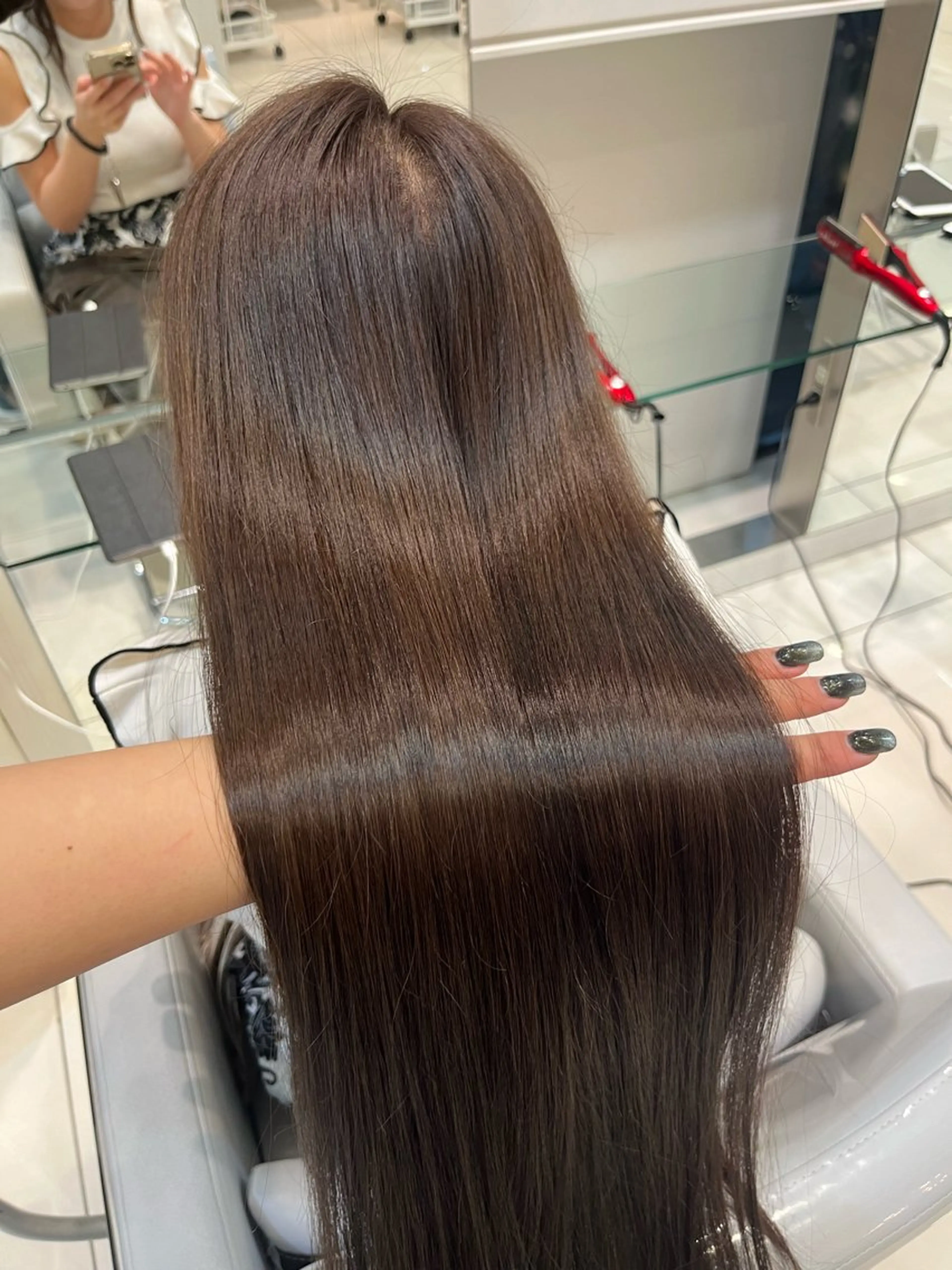 ロング カラー ブラウンカラー トリートメント Above /yoshimiのヘアスタイル