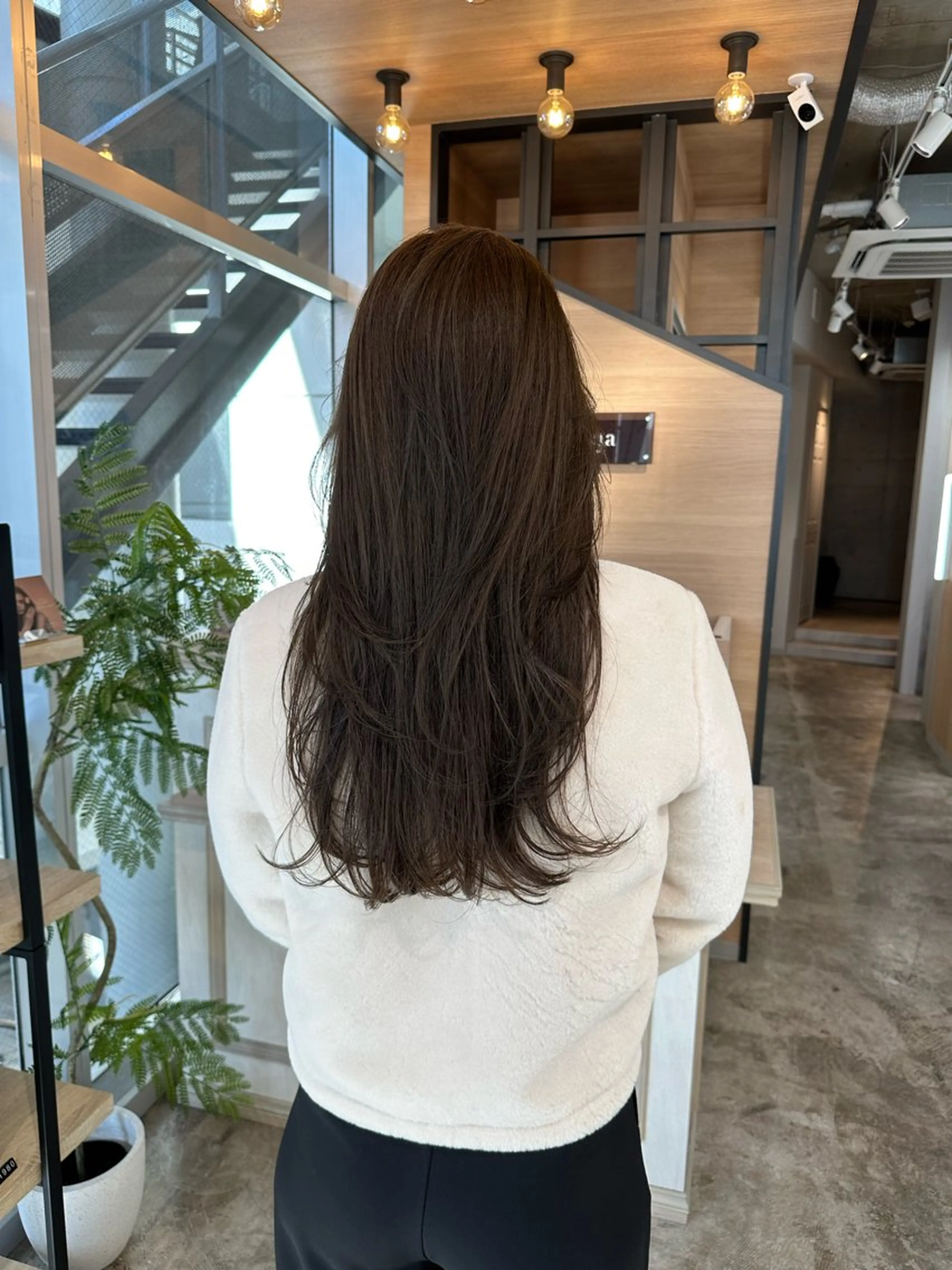 ロング カラー 透明感カラー レイヤーカット カット ヘアカラー トリートメント 🌿髪質改善🌿艶髪 透明感🌿karenのヘアスタイル