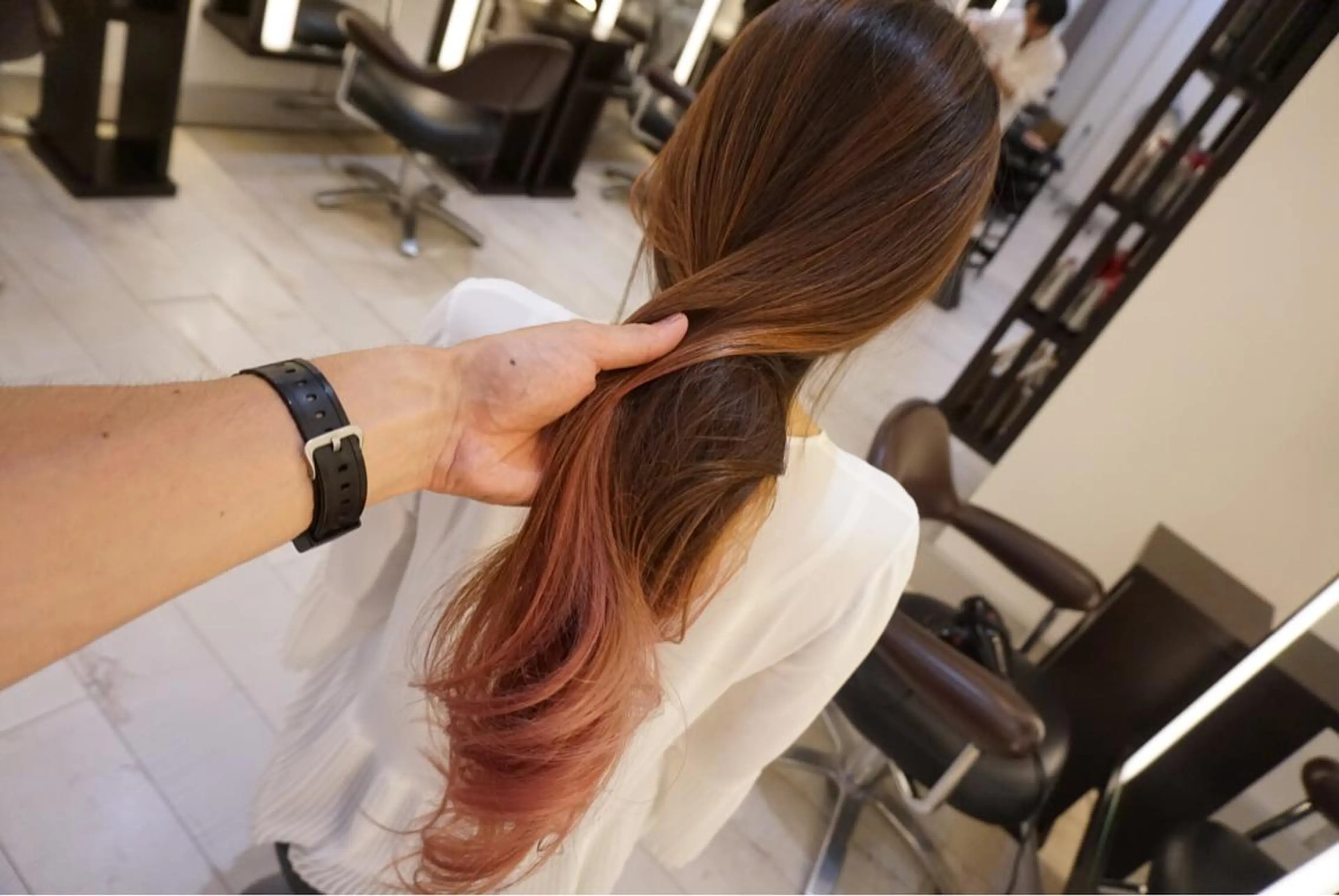 ロング カラー TOPSTYLIST 🇬🇧JIMMYのヘアスタイル