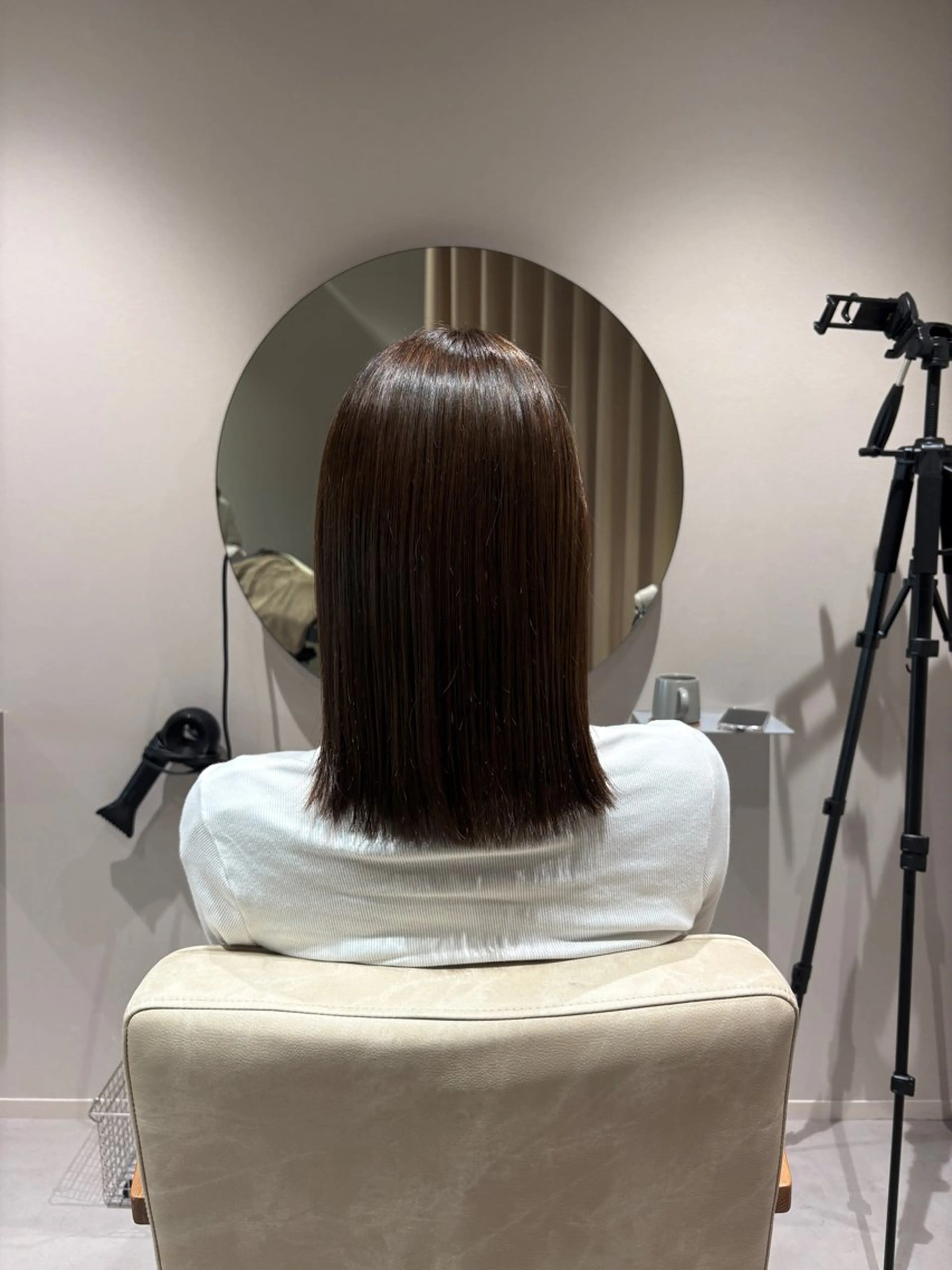 ミディアム 縮毛矯正 井山 葵のヘアスタイル