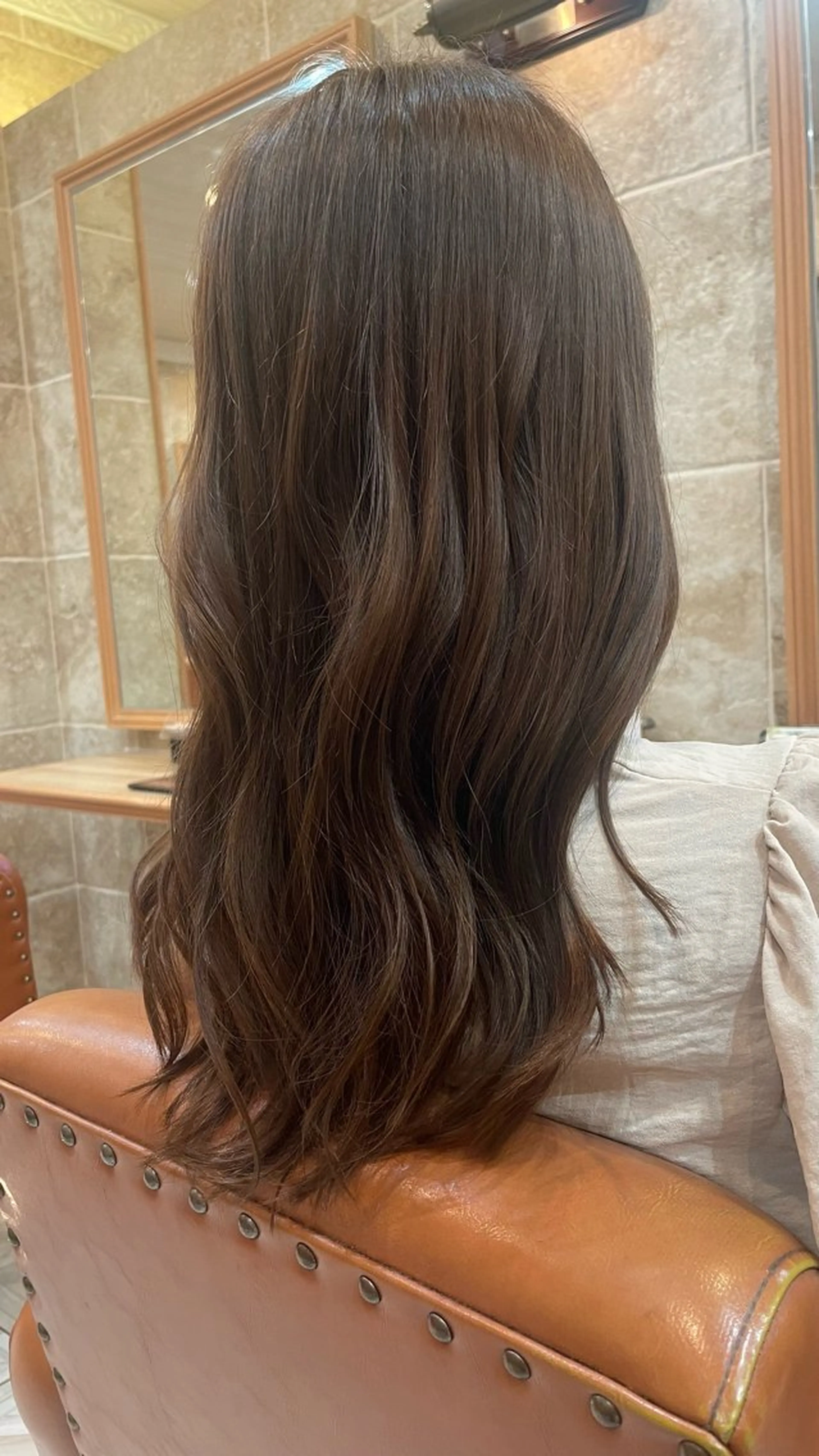 ロング カラー 松田 唯叶のヘアスタイル