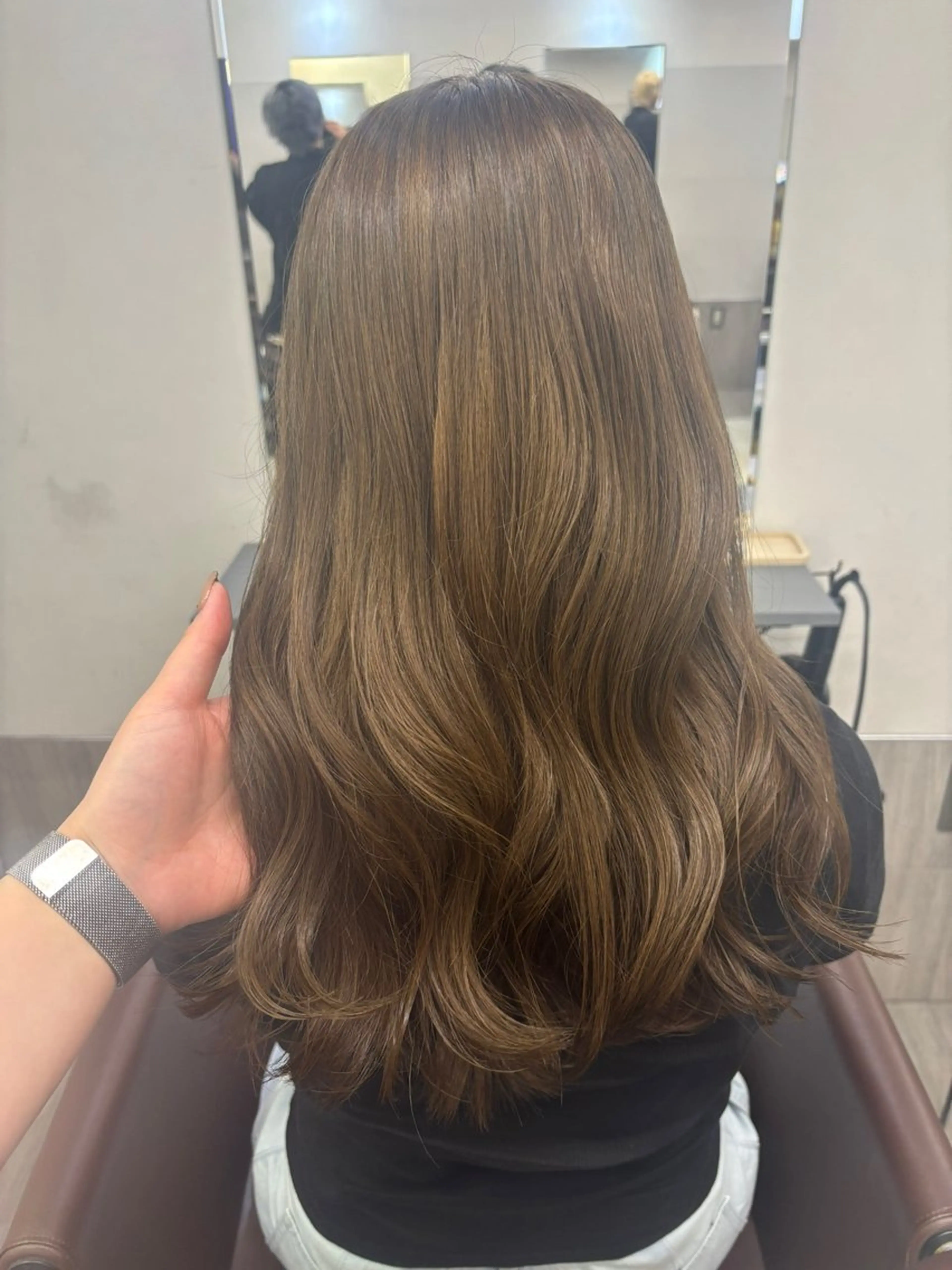 ロング ヘアカラー トリートメント ブリーチなしWカラー ヘアセット菜希のヘアスタイル