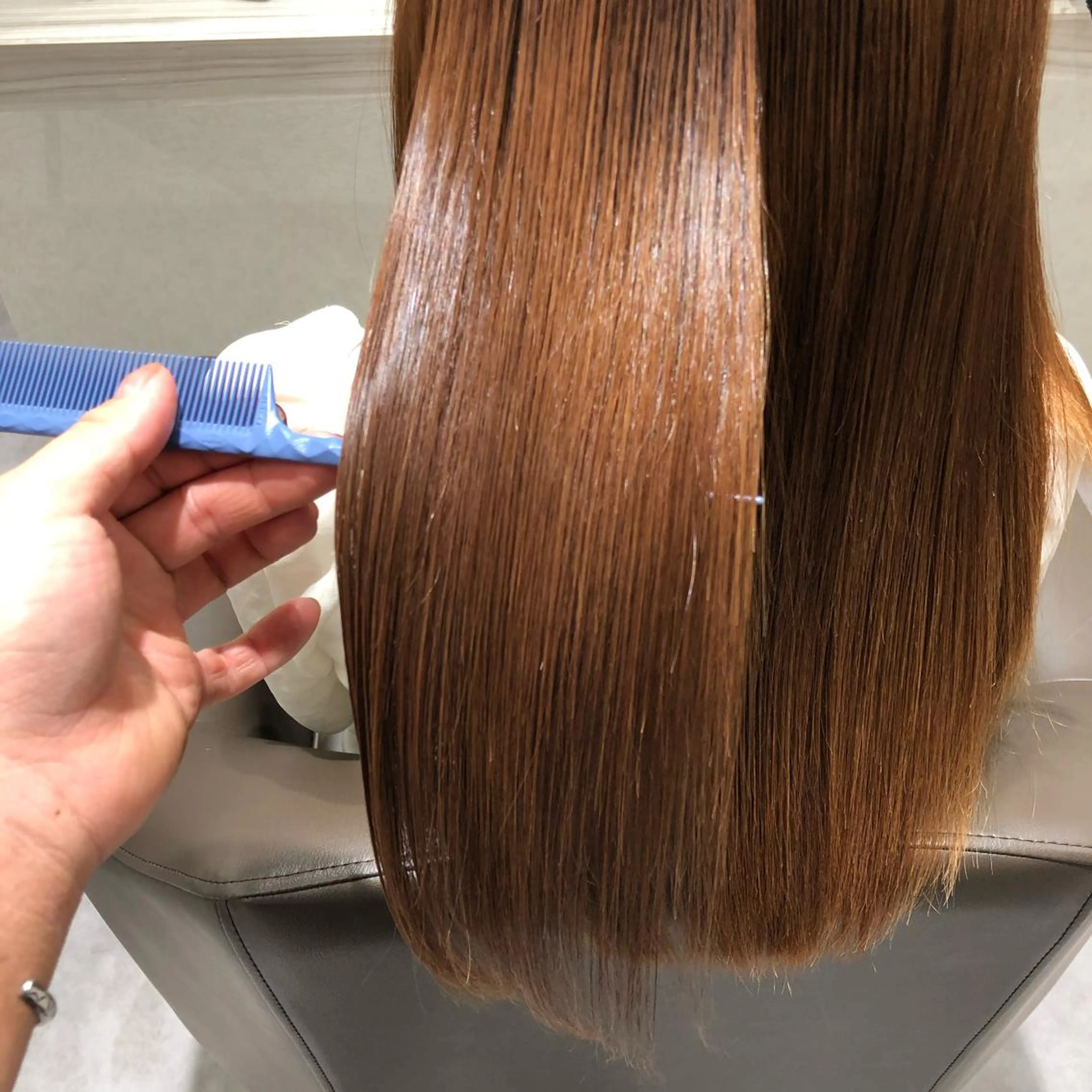 ロング ムトウセイマ/ 縮毛矯正/ブリーチのヘアスタイル