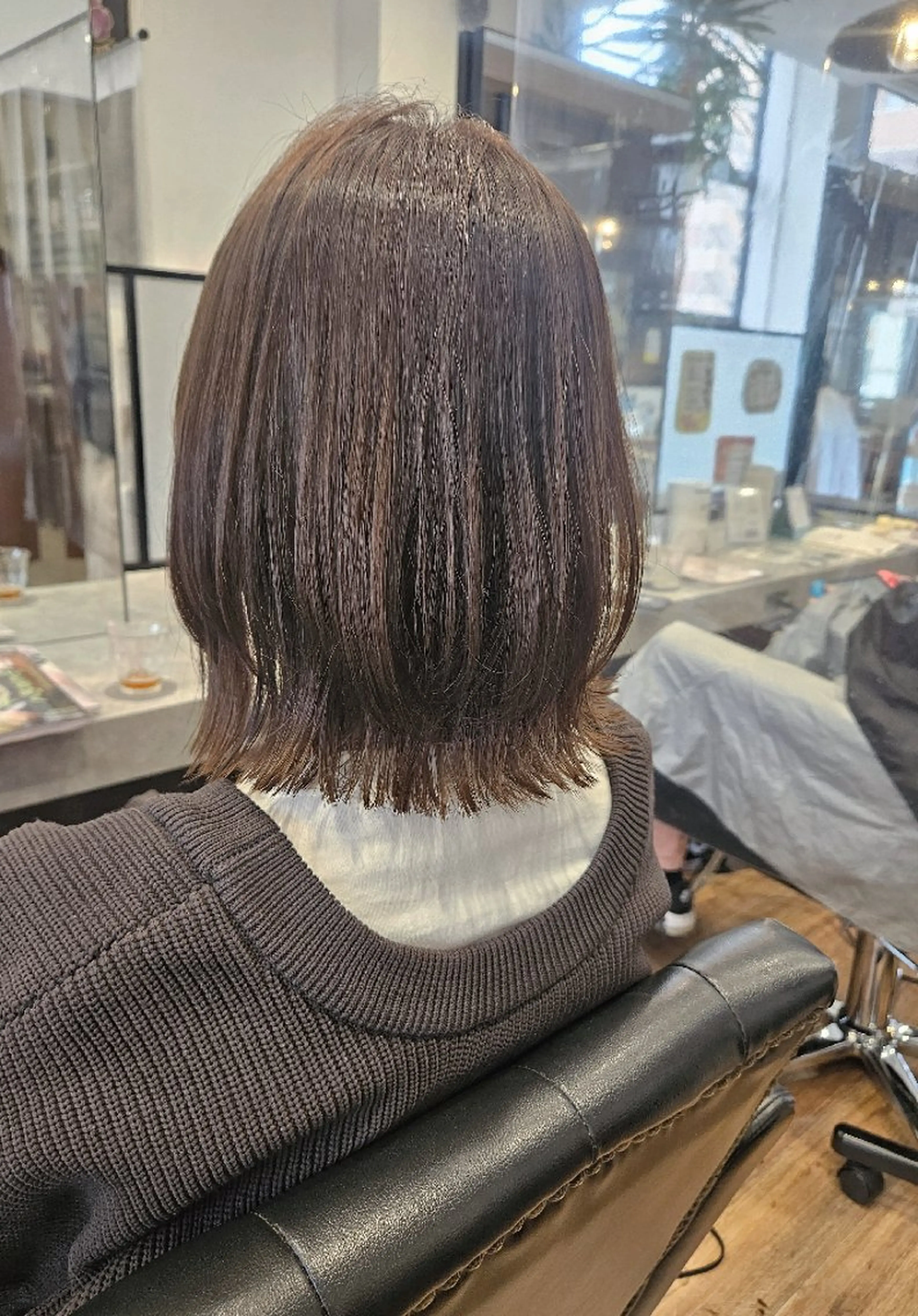 ミディアム カラー カット ヘアカラー トリートメント 関口 友菜のヘアスタイル