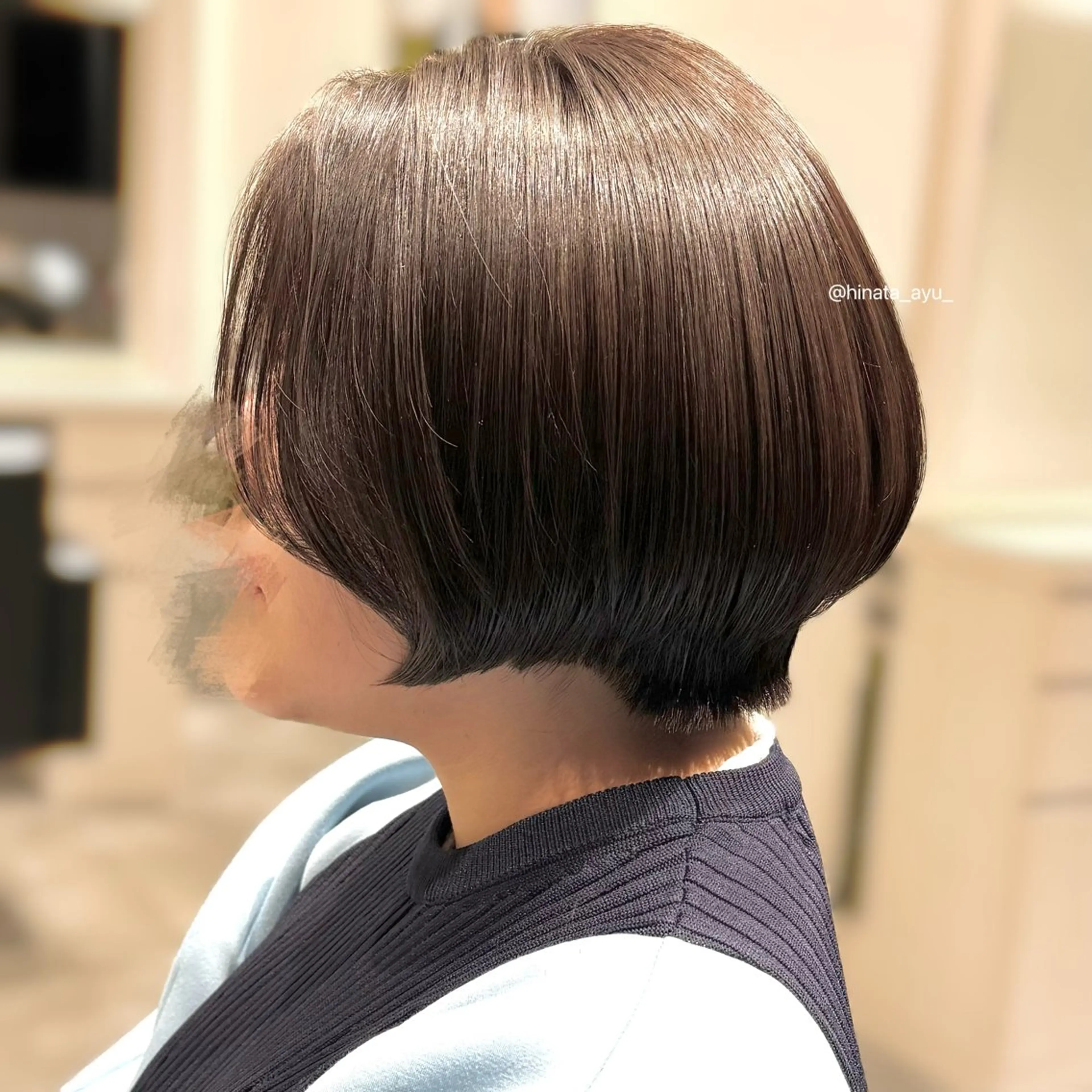 ショート カラー ショートボブ ボブ くびれヘア ショートヘア ひなた あゆみのヘアスタイル