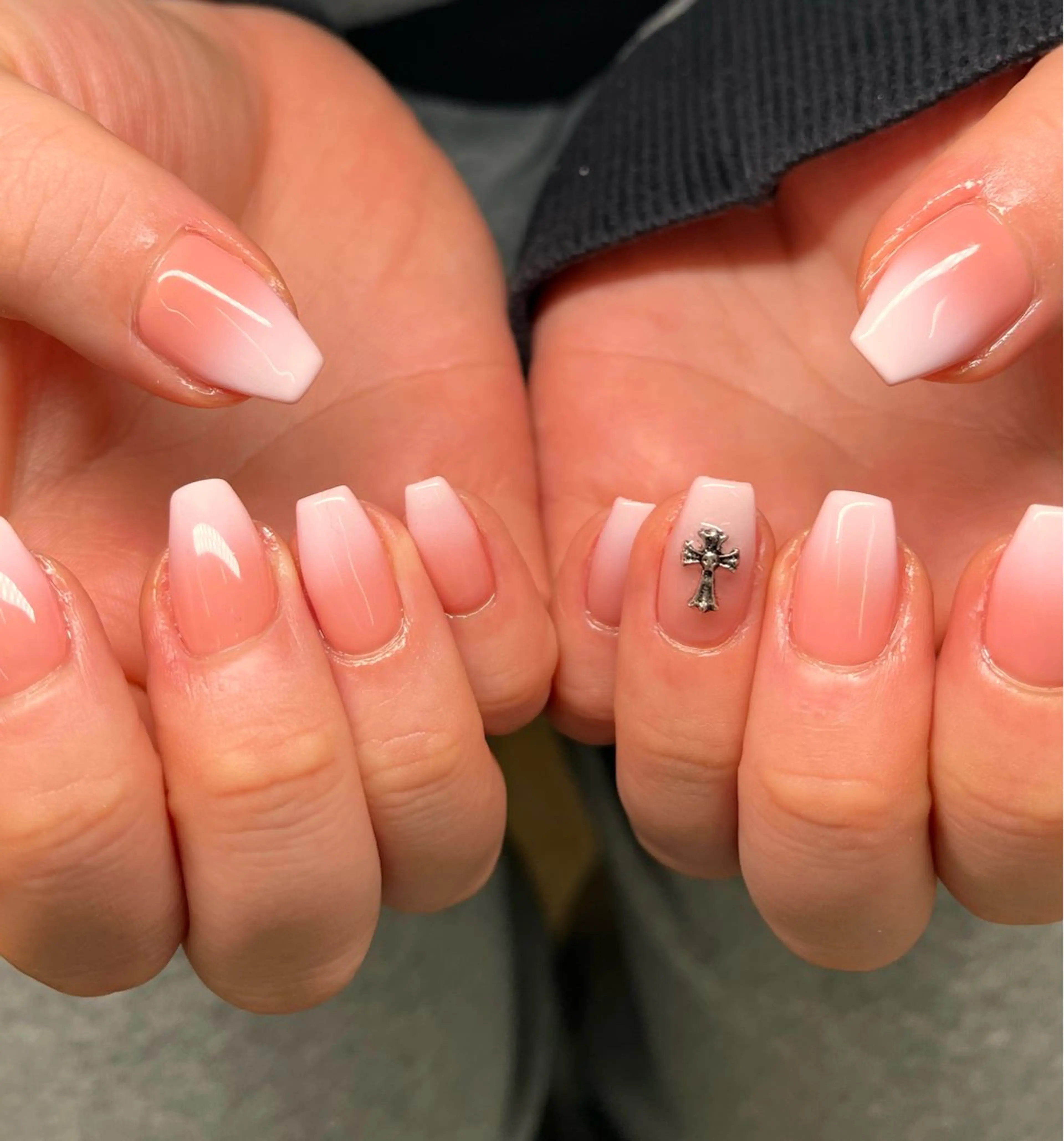 【オフなし】派手にネイルできないけどシンプルに可愛くしたい方♡⃛ (60min)の写真