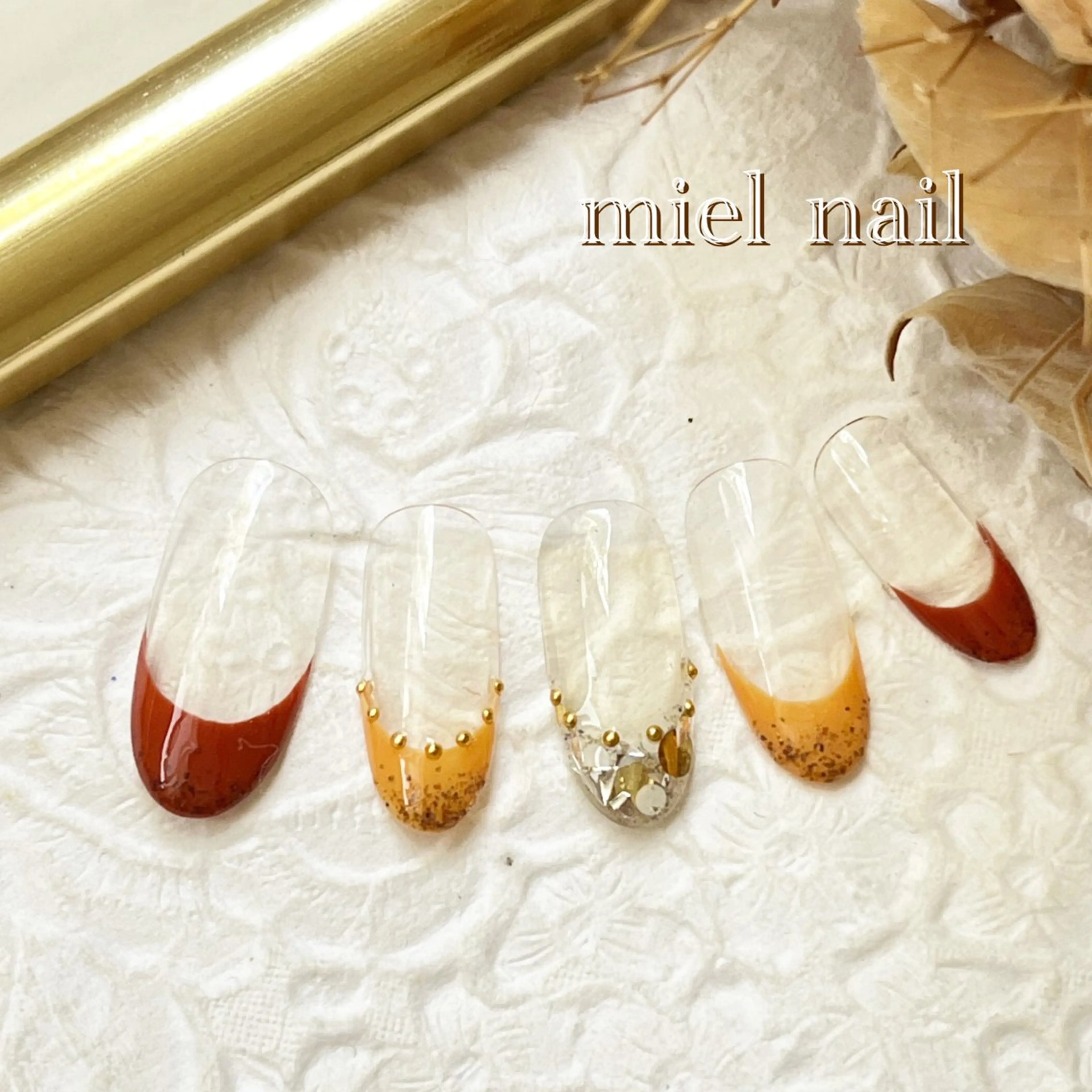 ネイル フレンチネイル ホログラムネイル ラメ(グリッター) ハンドネイル miel nailのネイルデザイン