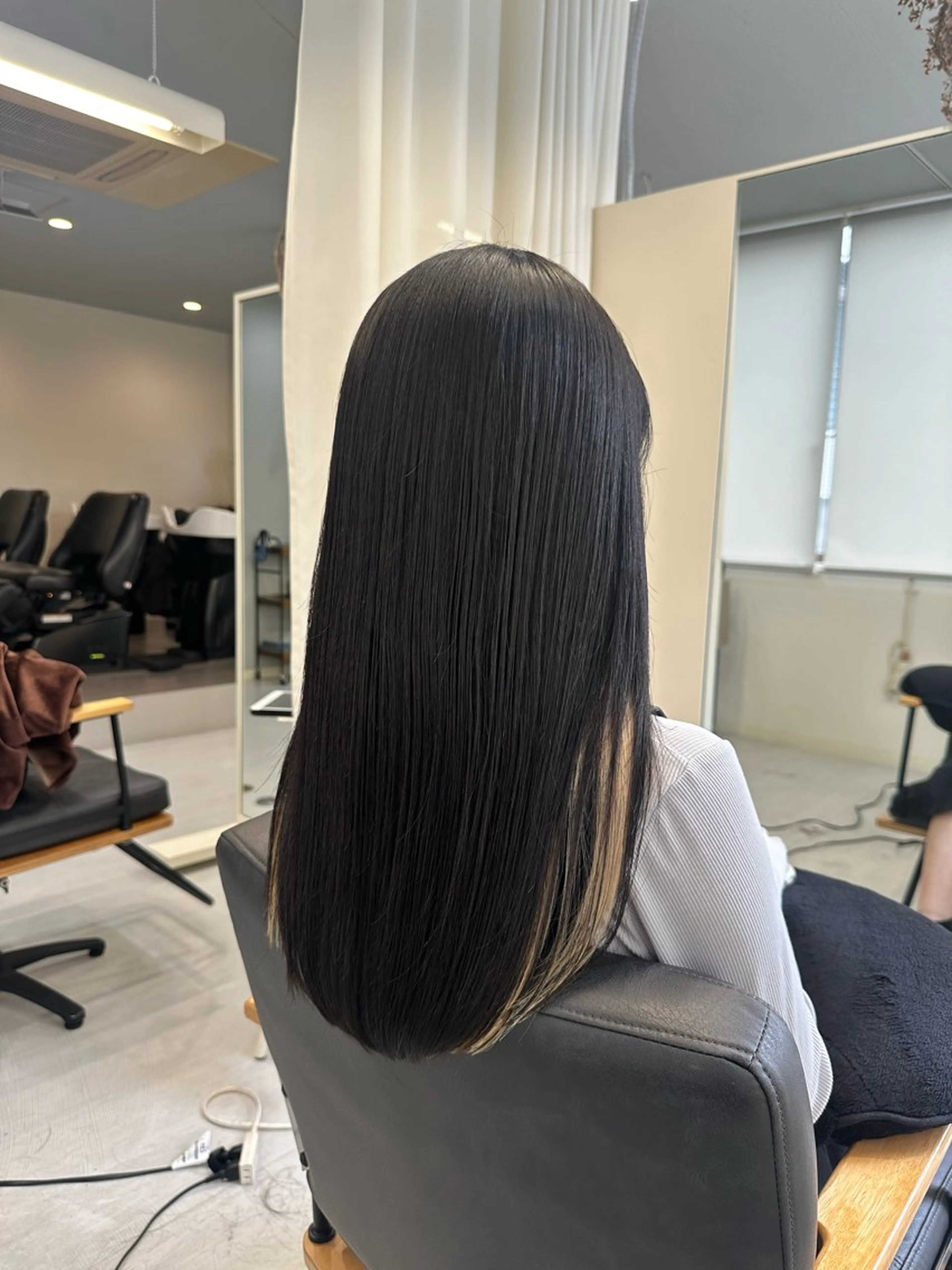 ロング jiji /北四番丁 押切瑠奈のヘアスタイル