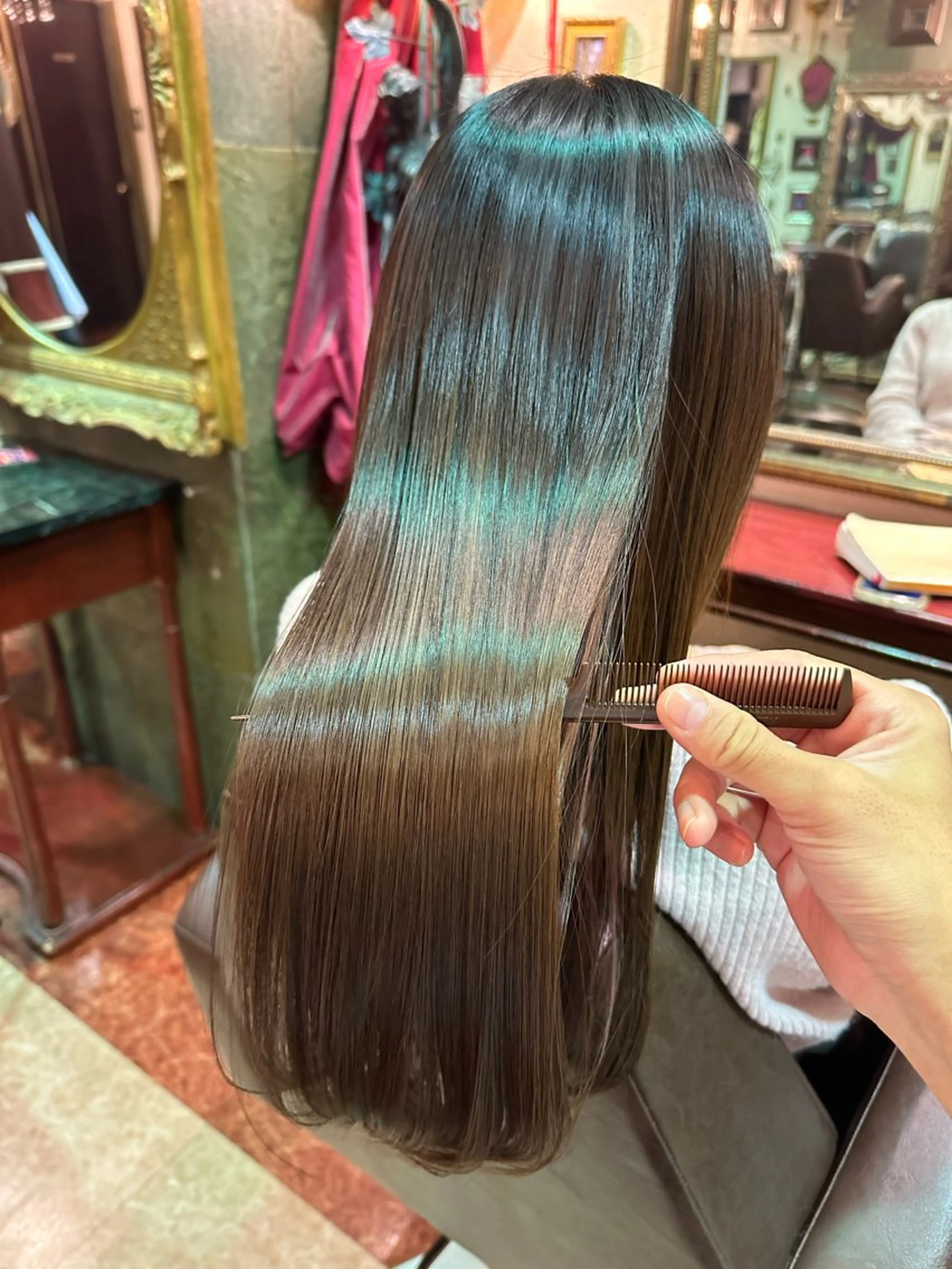 ロング トリートメント 【美髪矯正 /髪質改善】RINのヘアスタイル