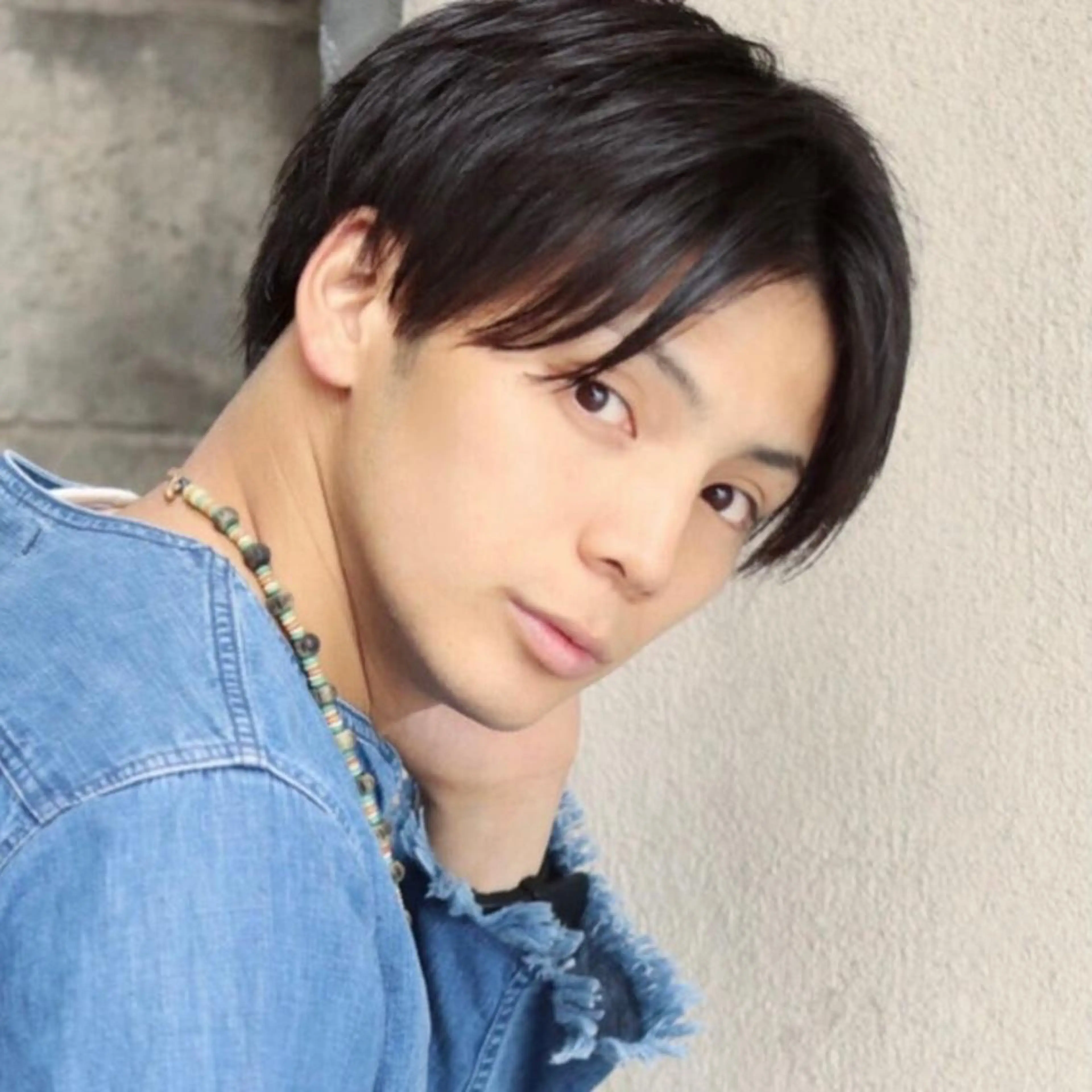 ミディアム カット confidence 新宿本店【公式】のヘアスタイル