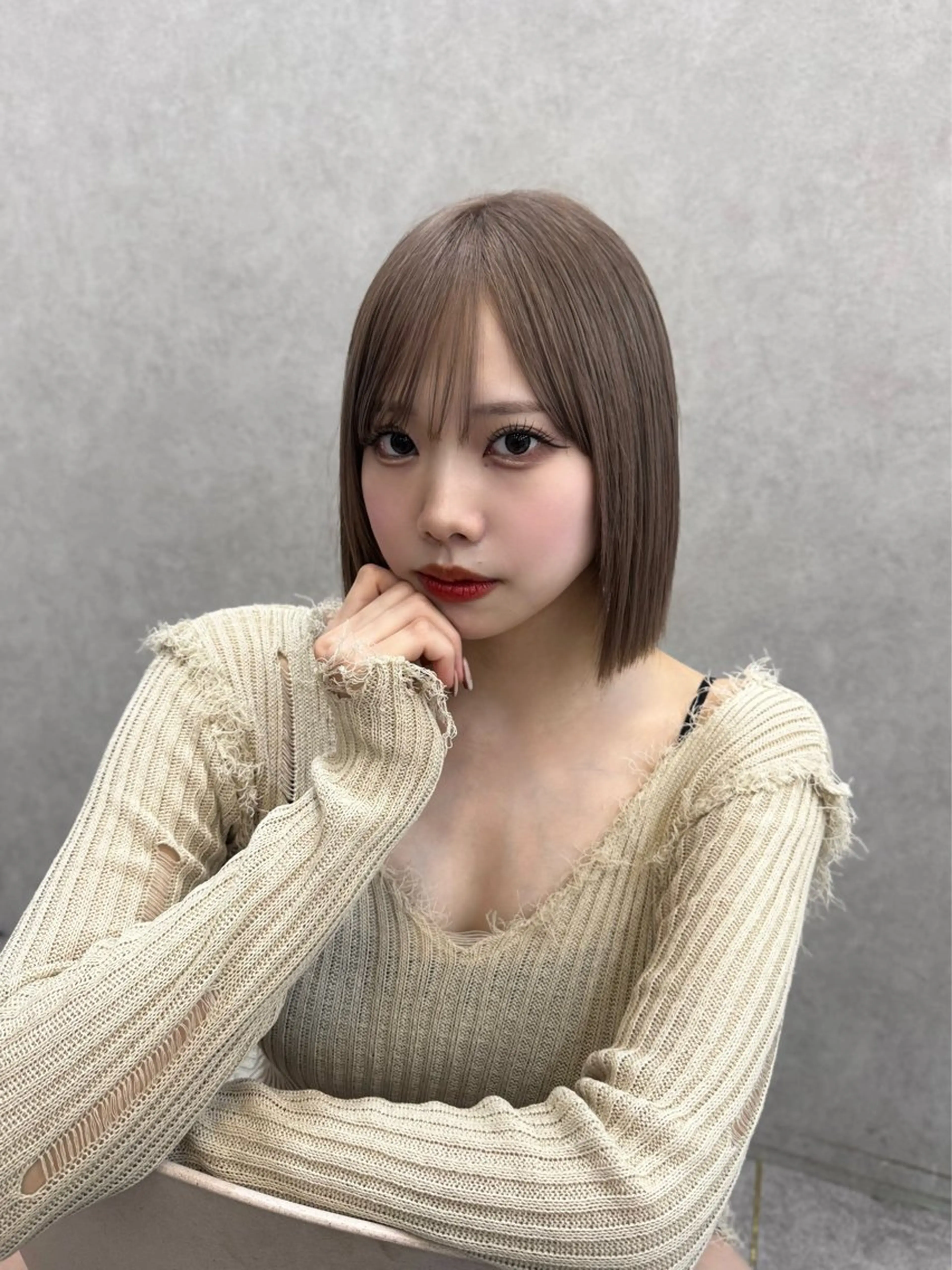 ミディアム karin ボブハイトーンのヘアスタイル