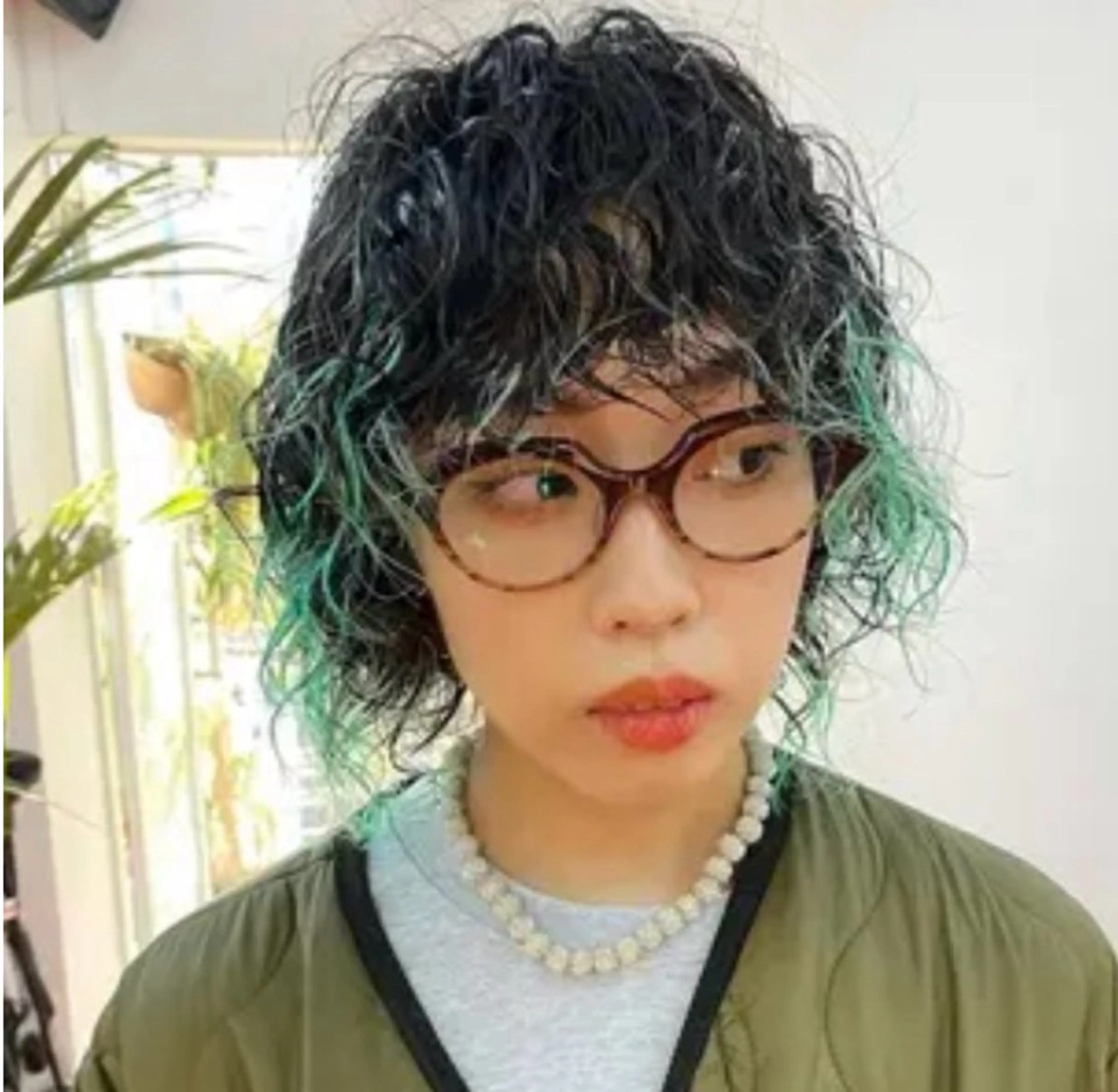 パーマ カラー/ダブルカラー インナーカラー/ボブのヘアスタイル