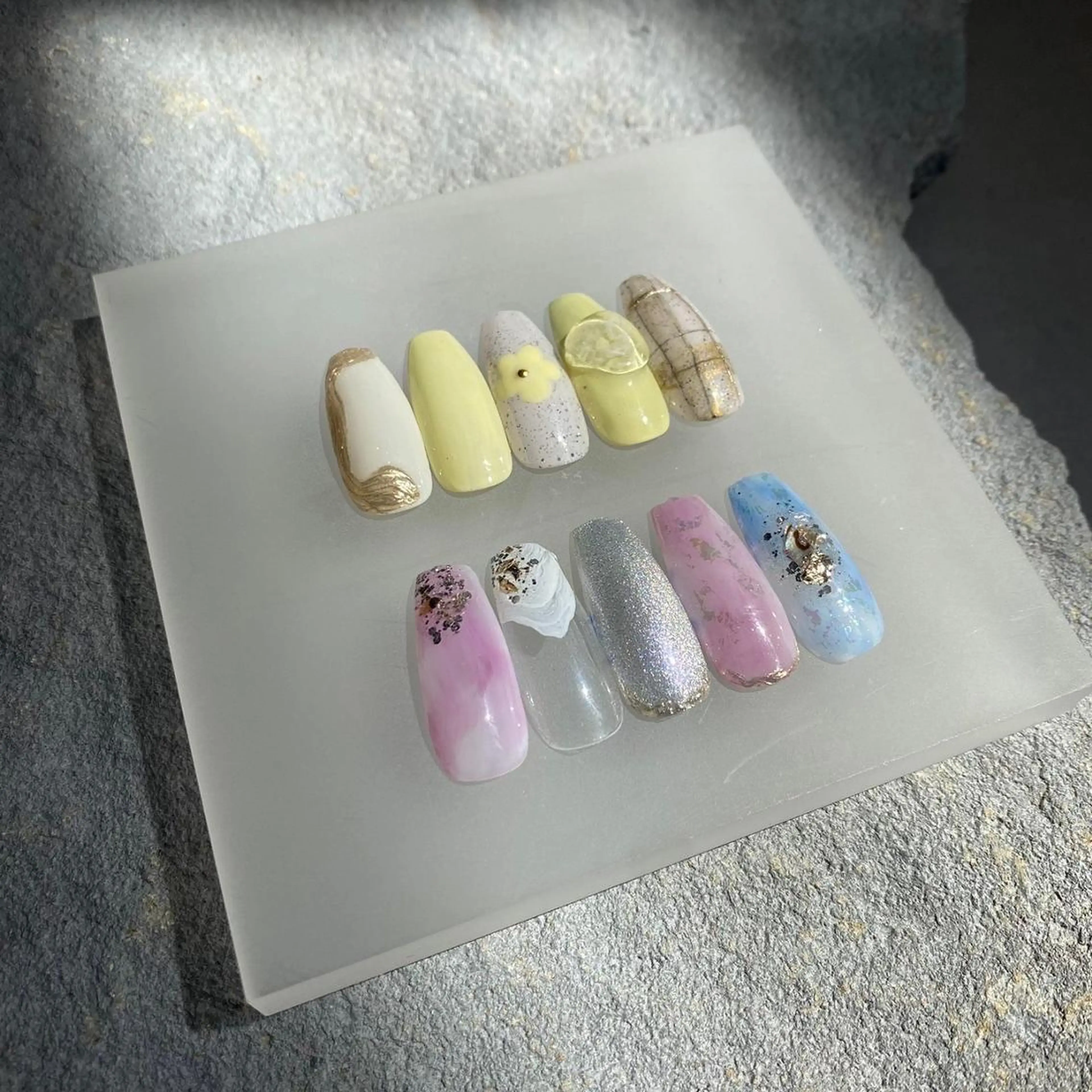 ネイル maimai　W 【放出店】のネイルデザイン